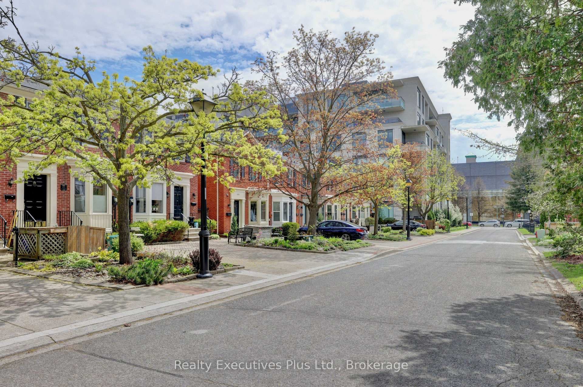 463 Blathwayte Lane - Townhouse photo 41 of 48 in Burlington, Ontario