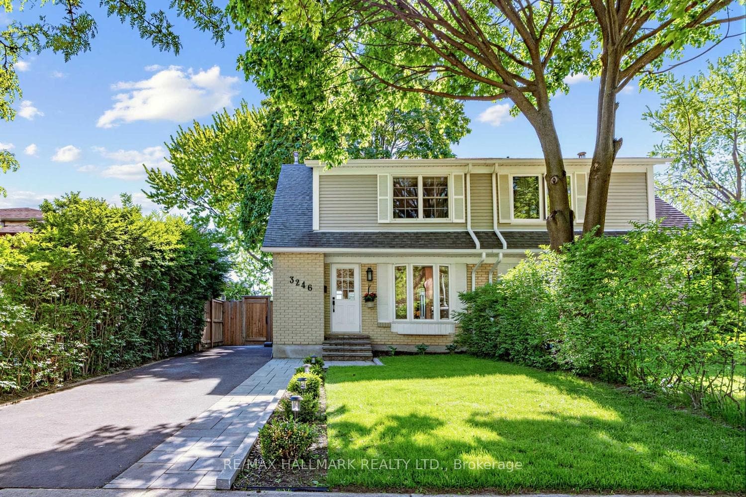 3246 Candela Drive - Semi-Detached photo 2 of 48 in Mississauga, Ontario