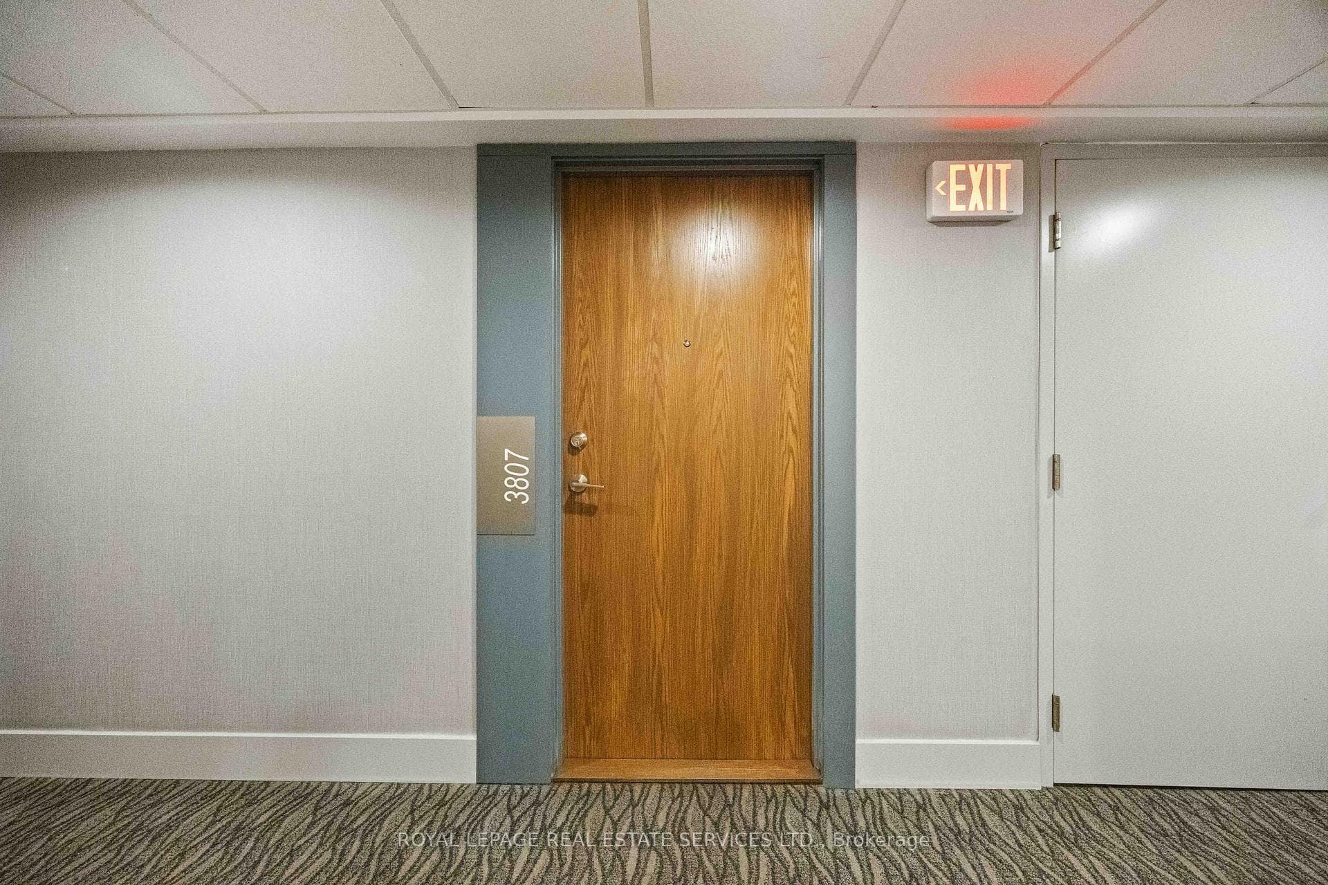 2212 Lake Shore Boulevard Unit 3807 - Condo photo 3 of 44 in Liberty Village / Parkdale / South Parkdale, Ontario