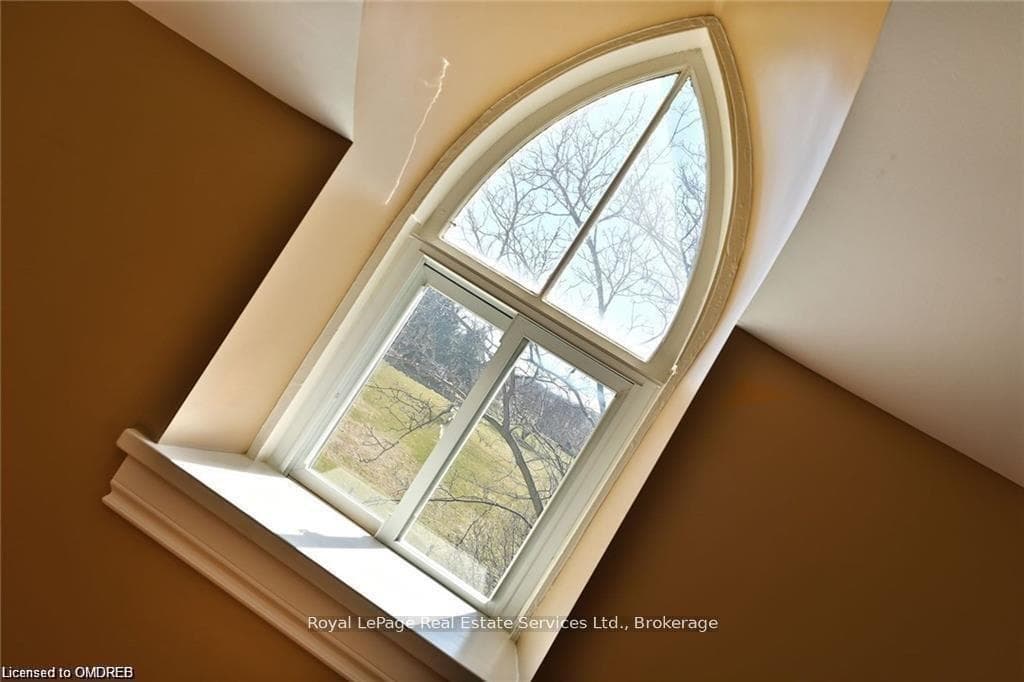 4197 Walkers Line - Detached photo 24 of 30 in Burlington, Ontario