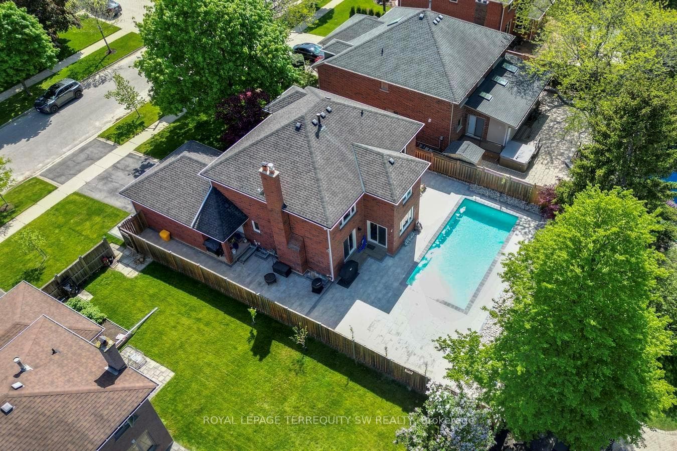 2025 Parklane Crescent - Detached photo 49 of 50 in Burlington, Ontario