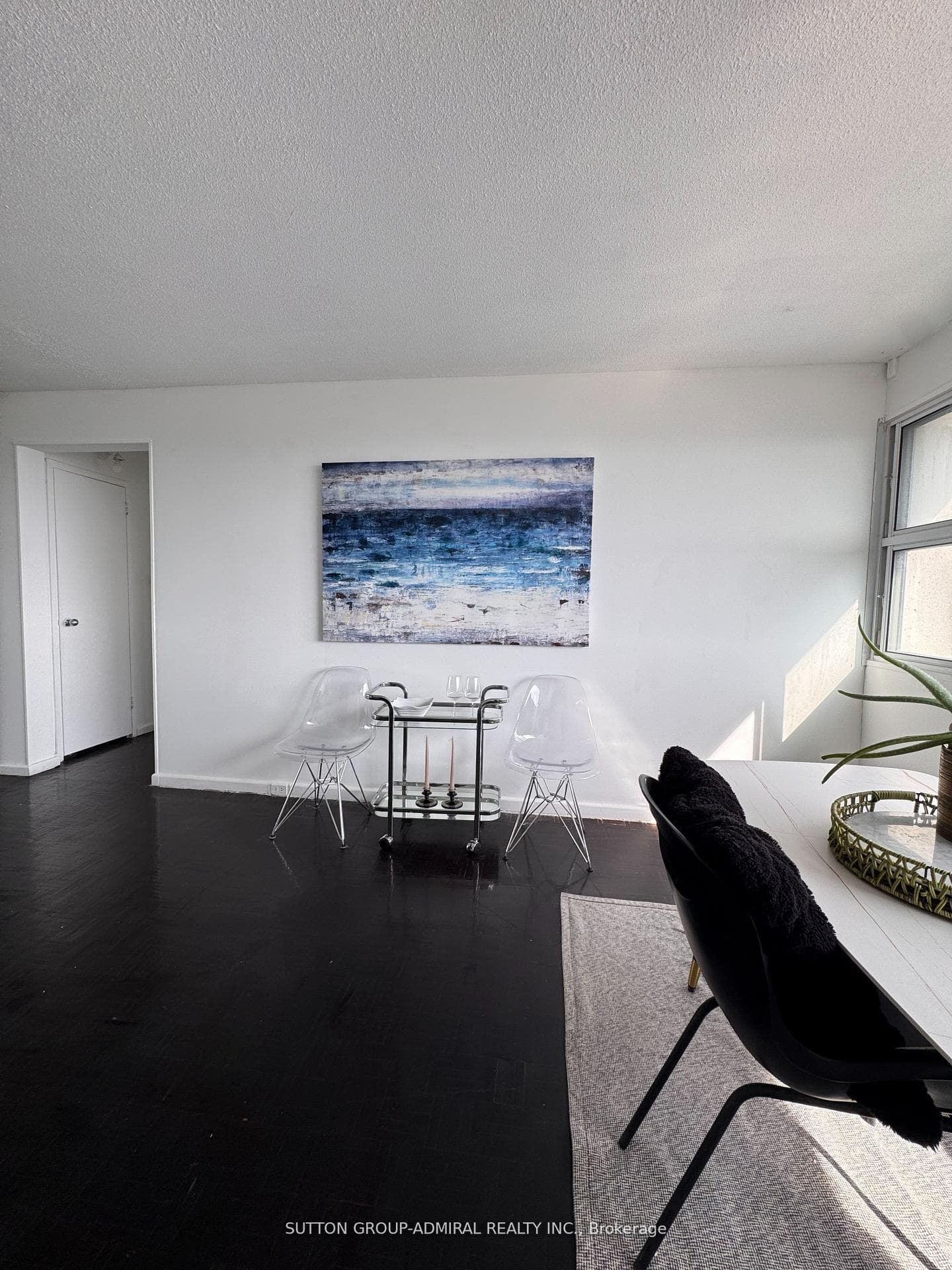 715 Don Mills Road Unit 2405 - Condo photo 6 of 28 in Flemingdon Park / Don Mills, Ontario