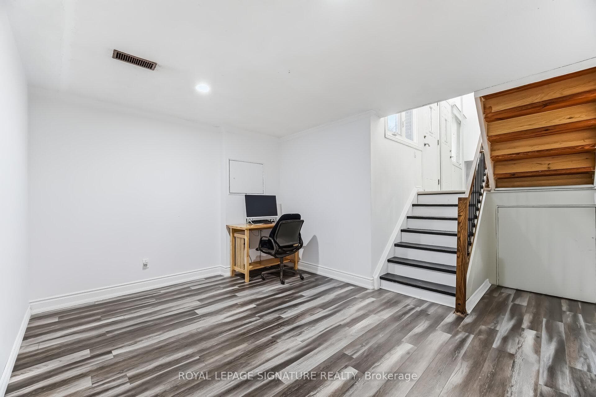 2498 Mainroyal Street - Semi-Detached photo 32 of 50 in Mississauga, Ontario