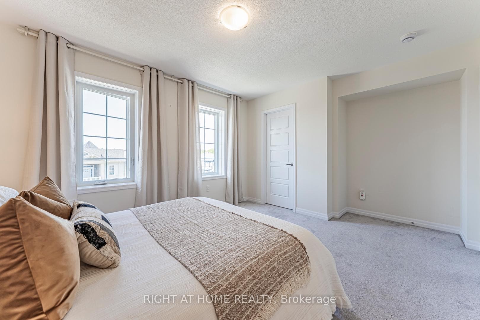 3315 Vardon Way - Townhouse photo 18 of 29 in Oakville, Ontario