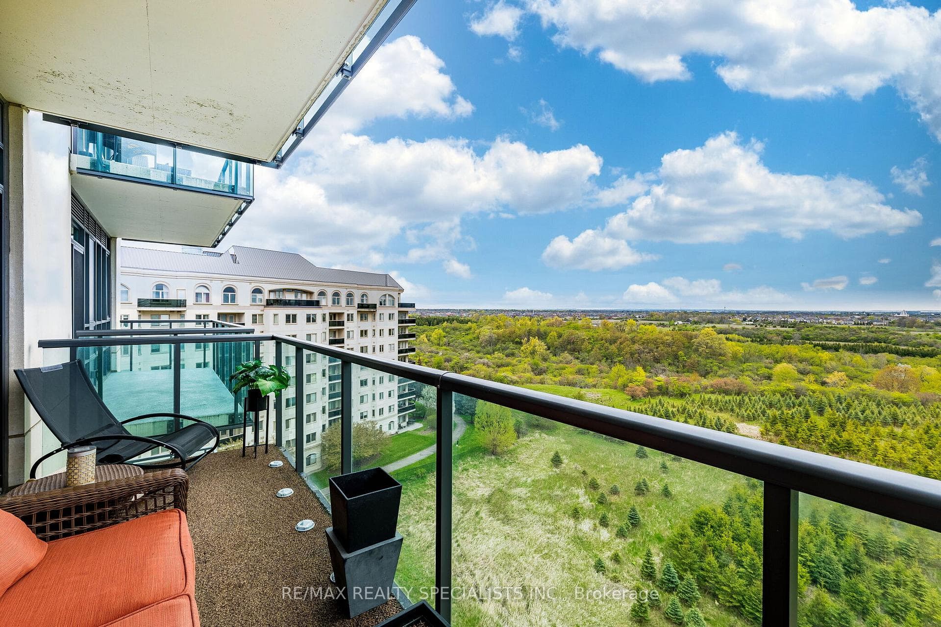 45 Yorkland Boulevard Unit 805 - Condo photo 39 of 50 in Brampton, Ontario