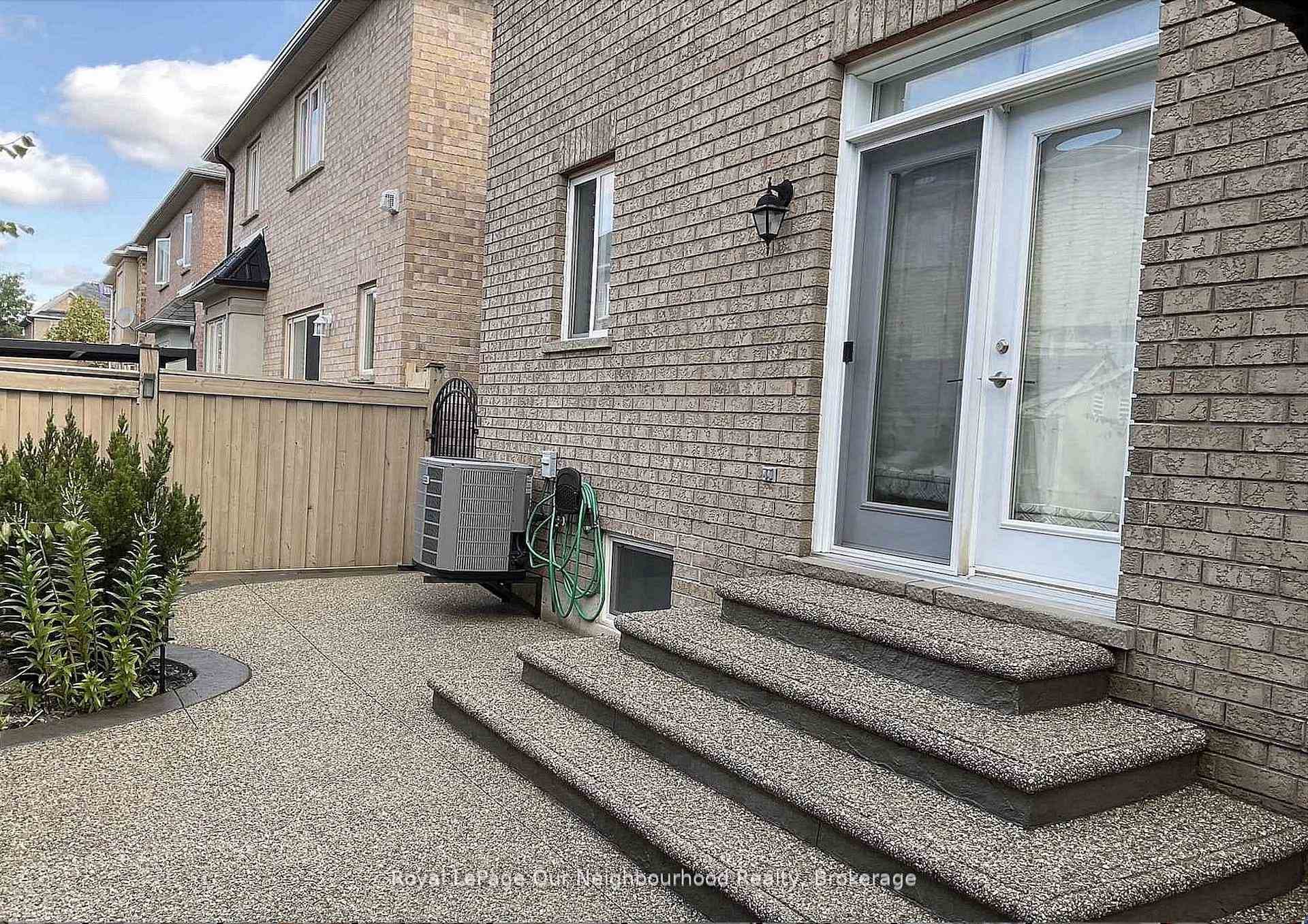 4689 Leanna Heights Road - Detached photo 35 of 39 in Burlington, Ontario