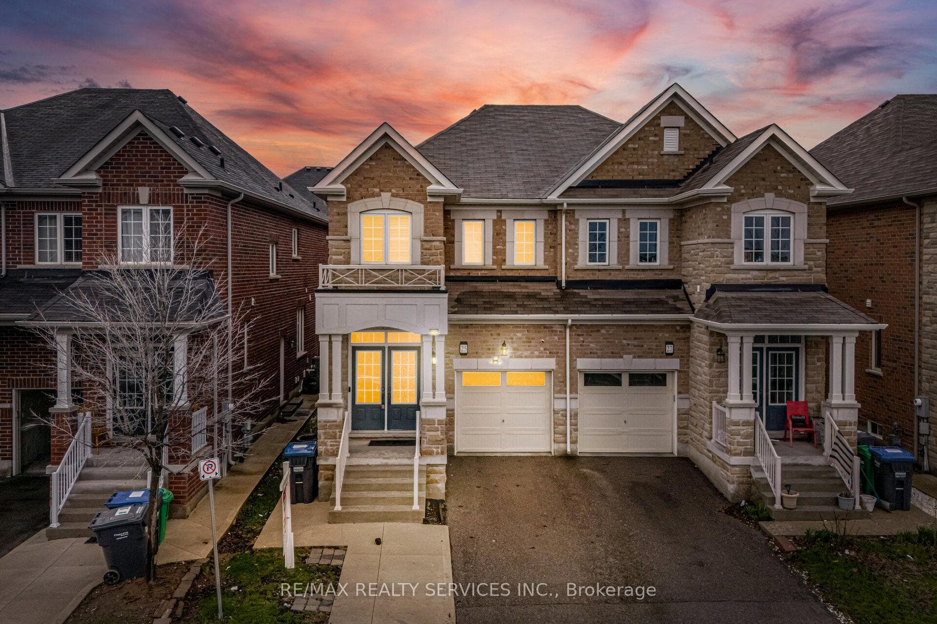 25 Baffin Crescent - Semi-Detached photo 4 of 50 in Brampton, Ontario
