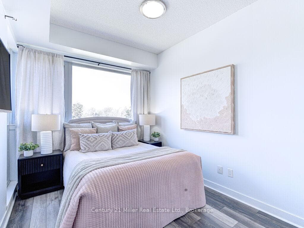 1284 Guelph Line Unit 305 - Condo photo 16 of 30 in Burlington, Ontario