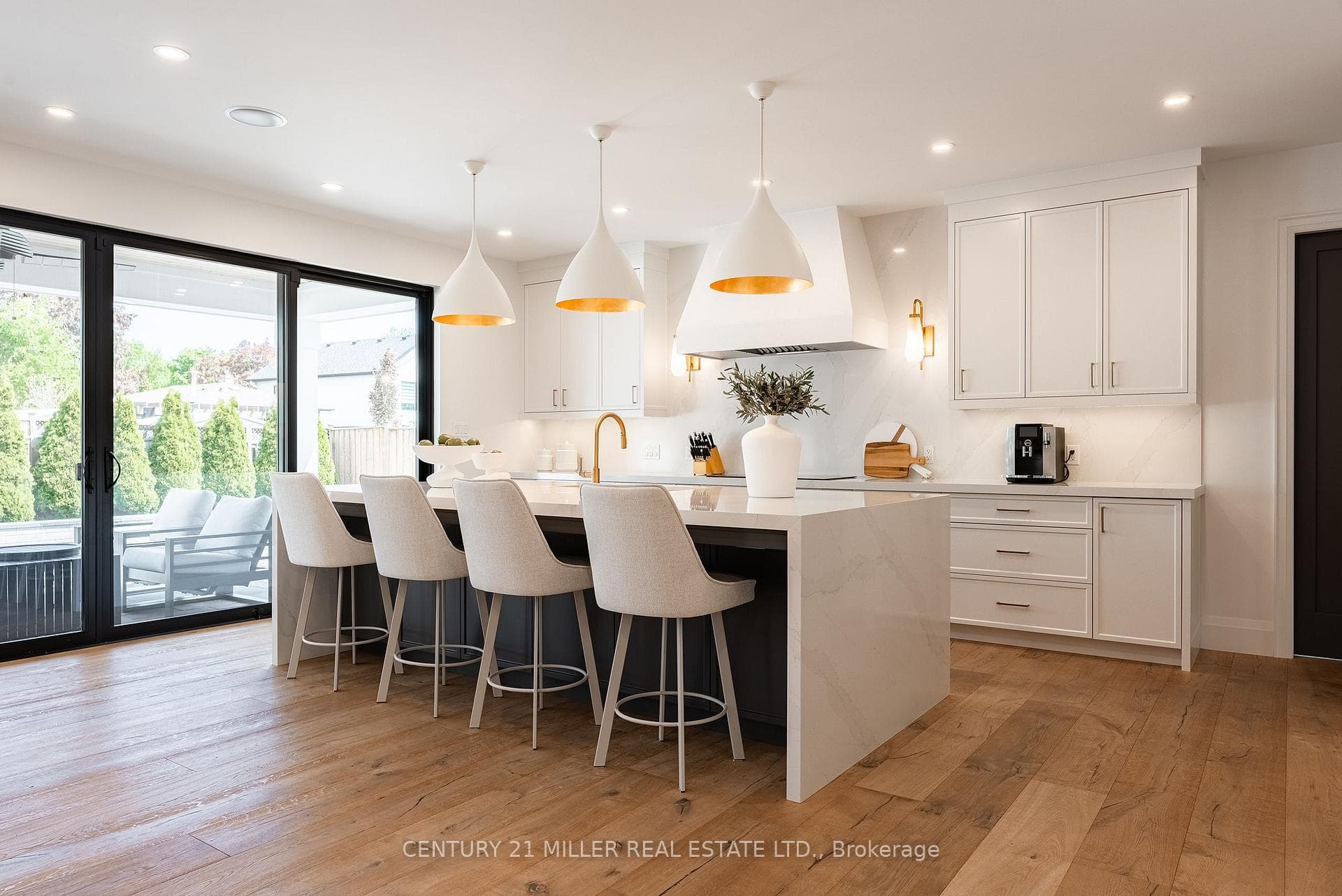 257 Sunrise Crescent - Detached photo 10 of 44 in Oakville, Ontario
