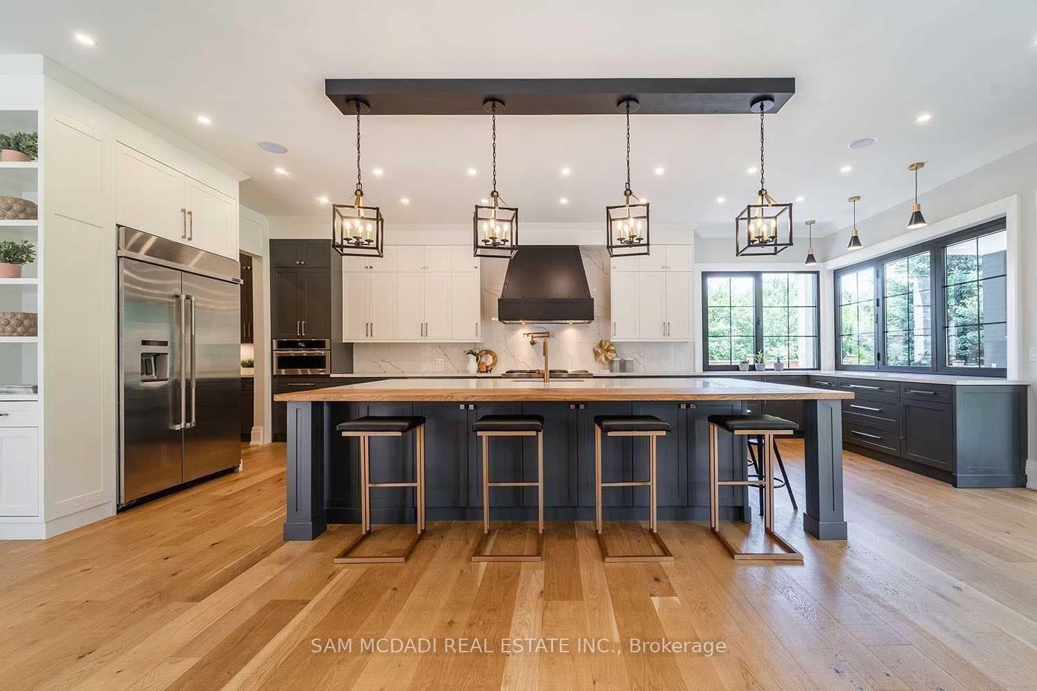 584 Fourth Line - New Construction photo 10 of 50 in Oakville, Ontario
