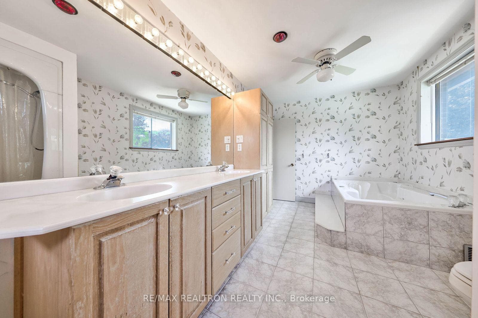85 Clansman Boulevard - Detached photo 33 of 37 in Hillcrest Village / Bayview Village, Ontario