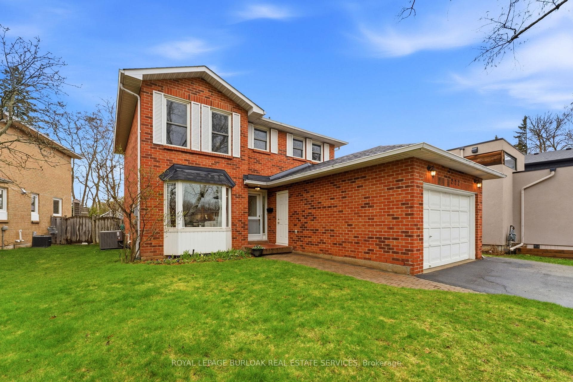 222 Riverview Street - home for sale in Oakville, Ontario