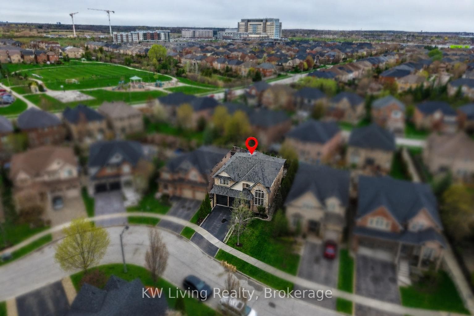 2327 Gladacres Lane - Detached photo 39 of 42 in Oakville, Ontario