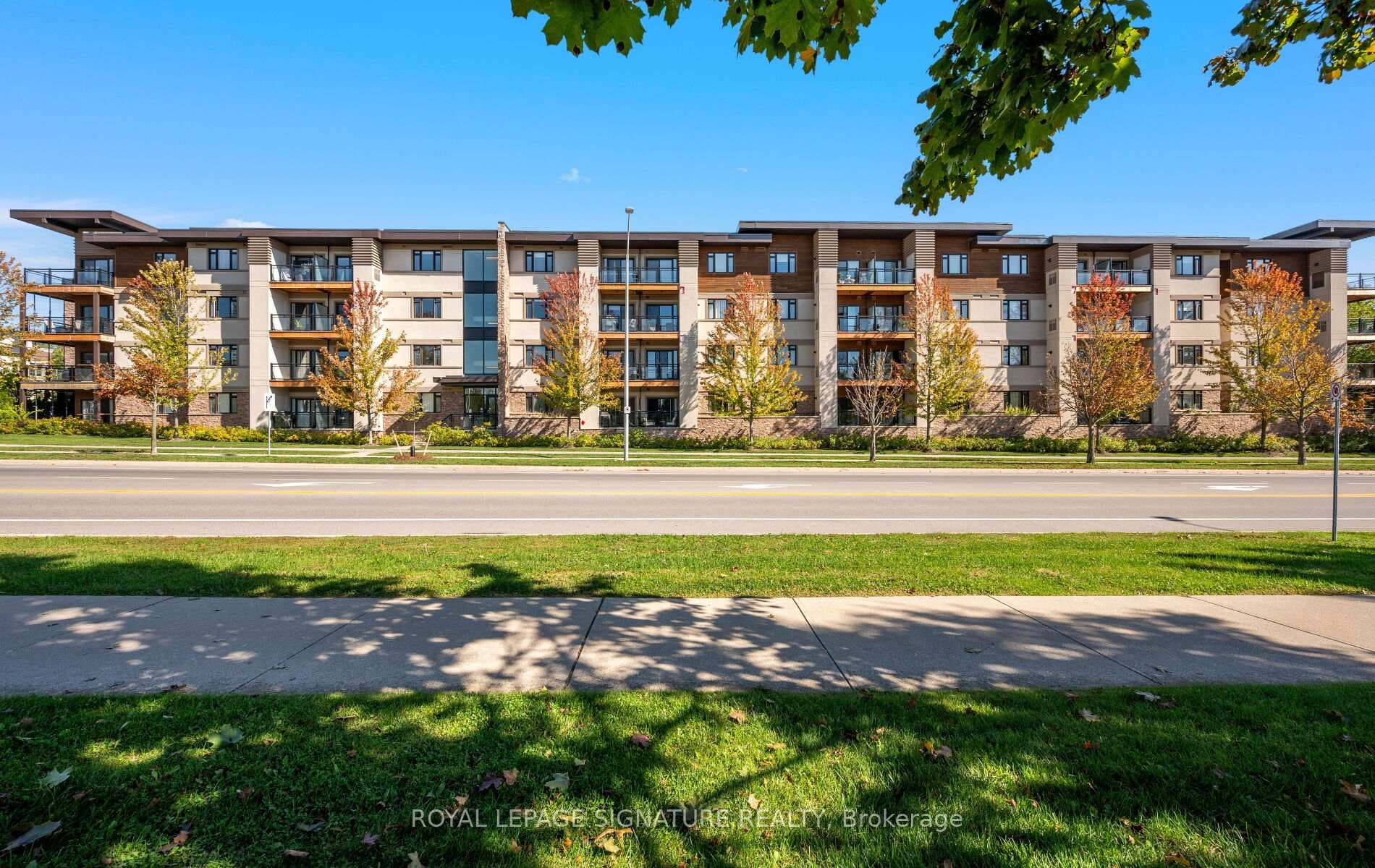 128 Garden Drive Unit 413 - home for sale in Oakville, Ontario