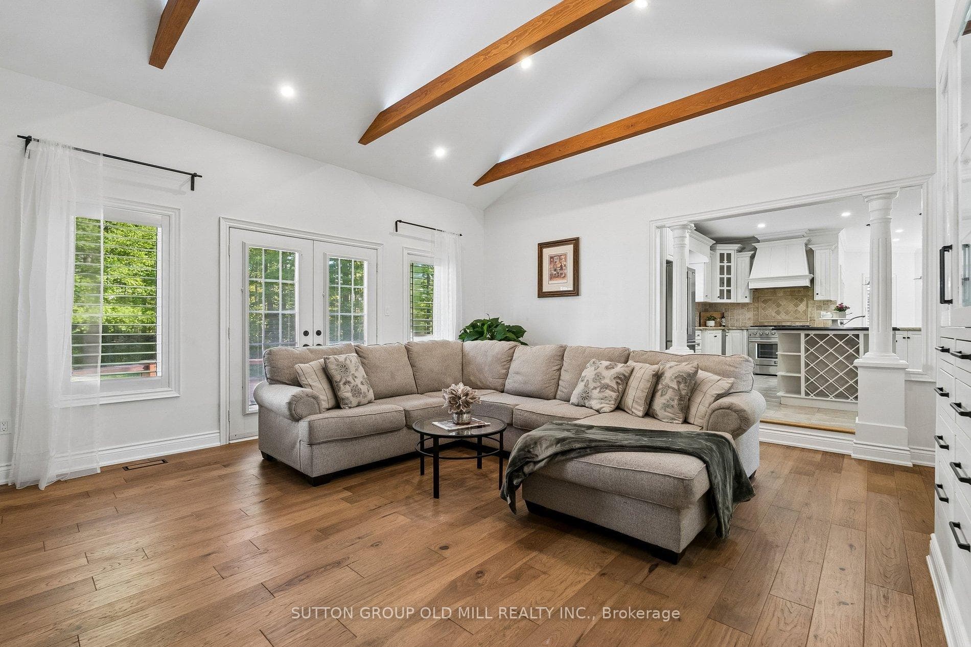 7 Rolling Meadow Drive - Detached photo 5 of 50 in Caledon, Ontario
