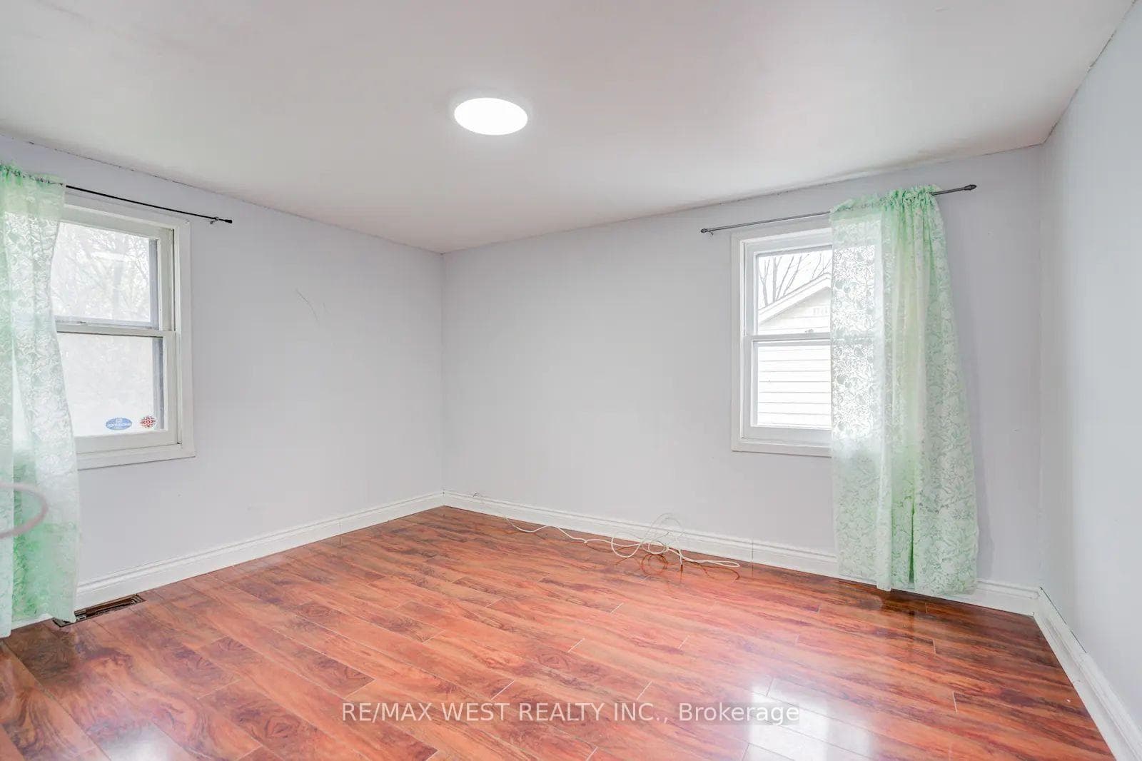 326 Queen Street - Detached photo 20 of 27 in Mississauga, Ontario