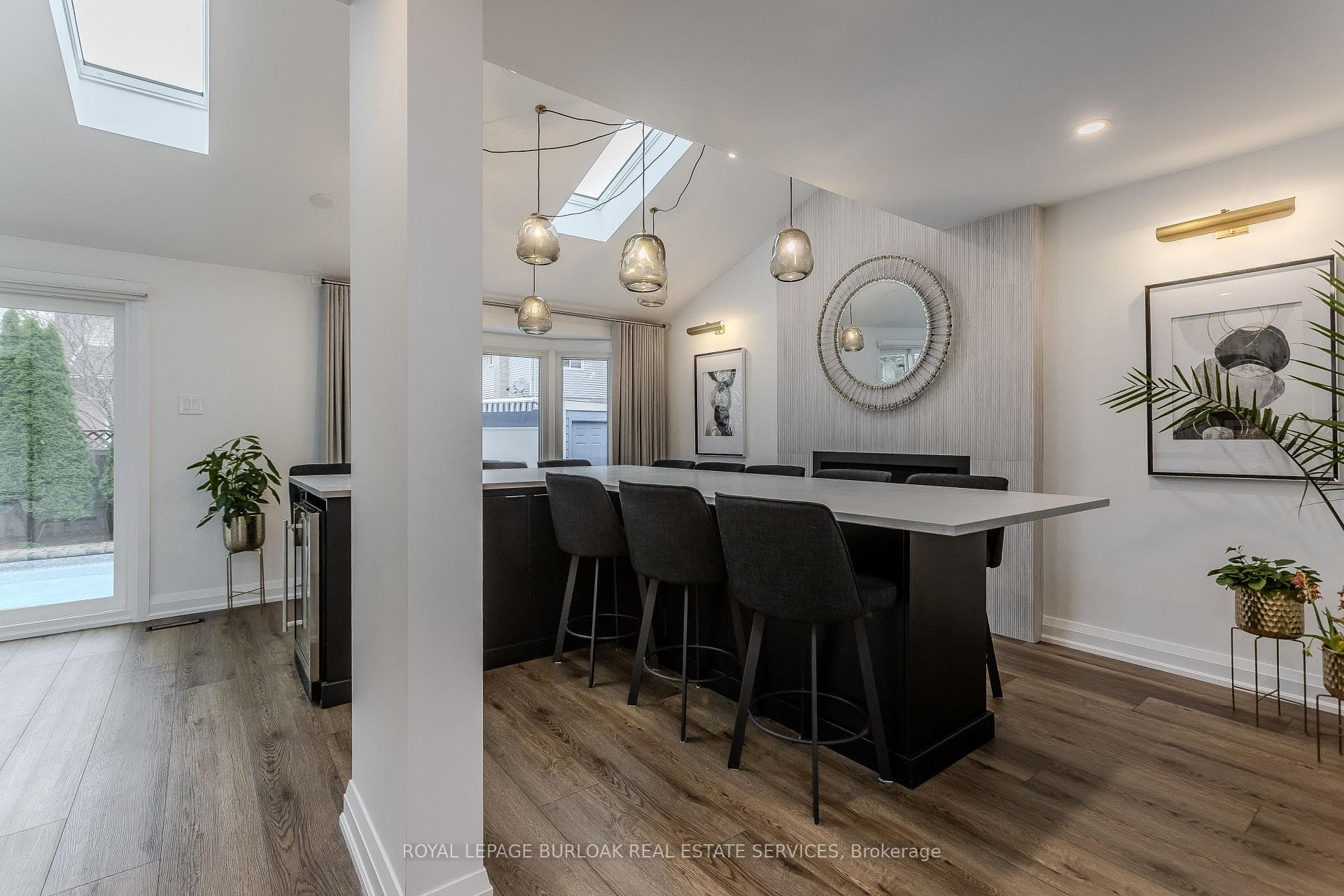 3199 Desmond Drive - Detached photo 11 of 32 in Burlington, Ontario