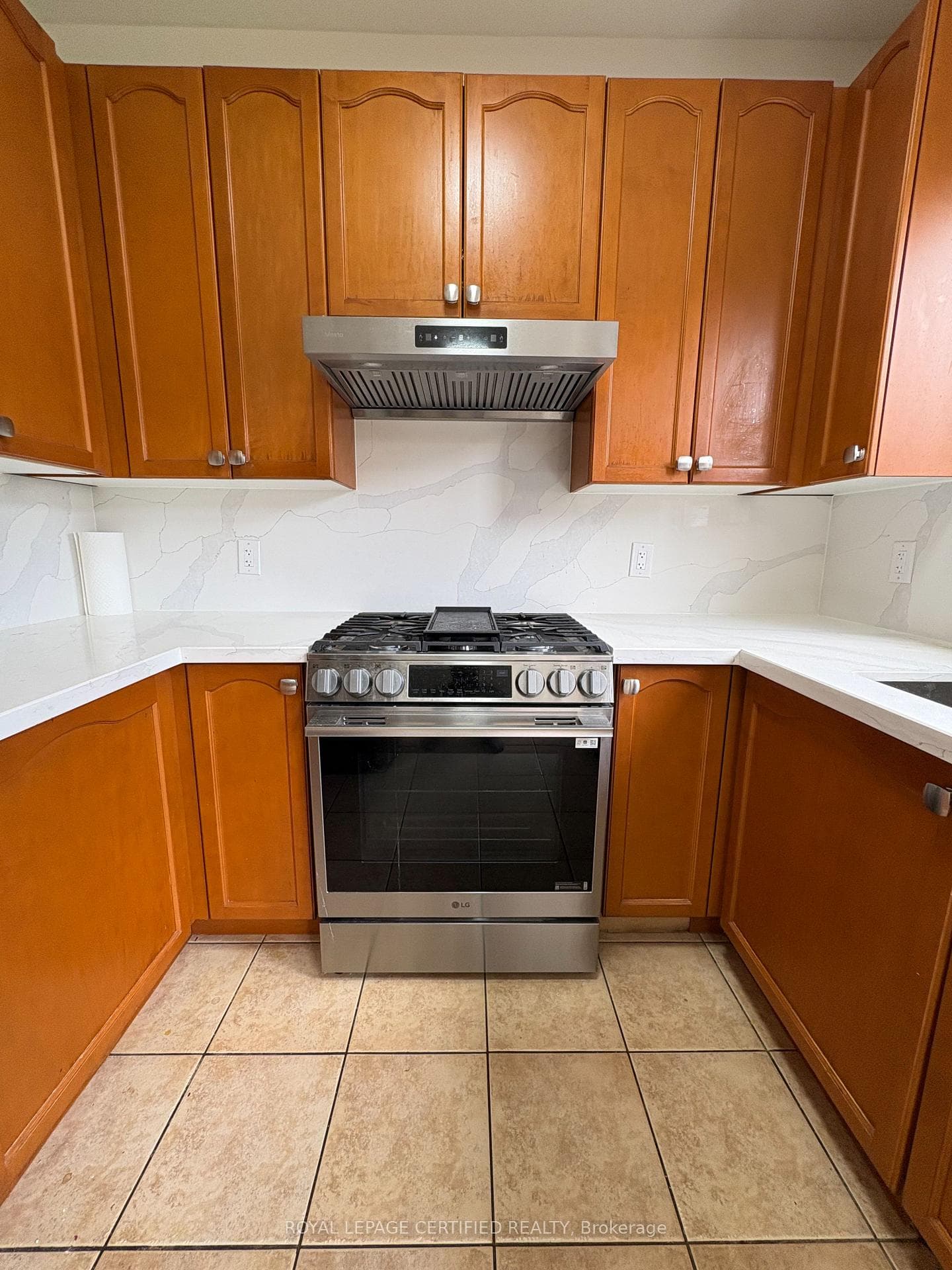39 Blazing Star Drive - Detached photo 10 of 30 in Brampton, Ontario