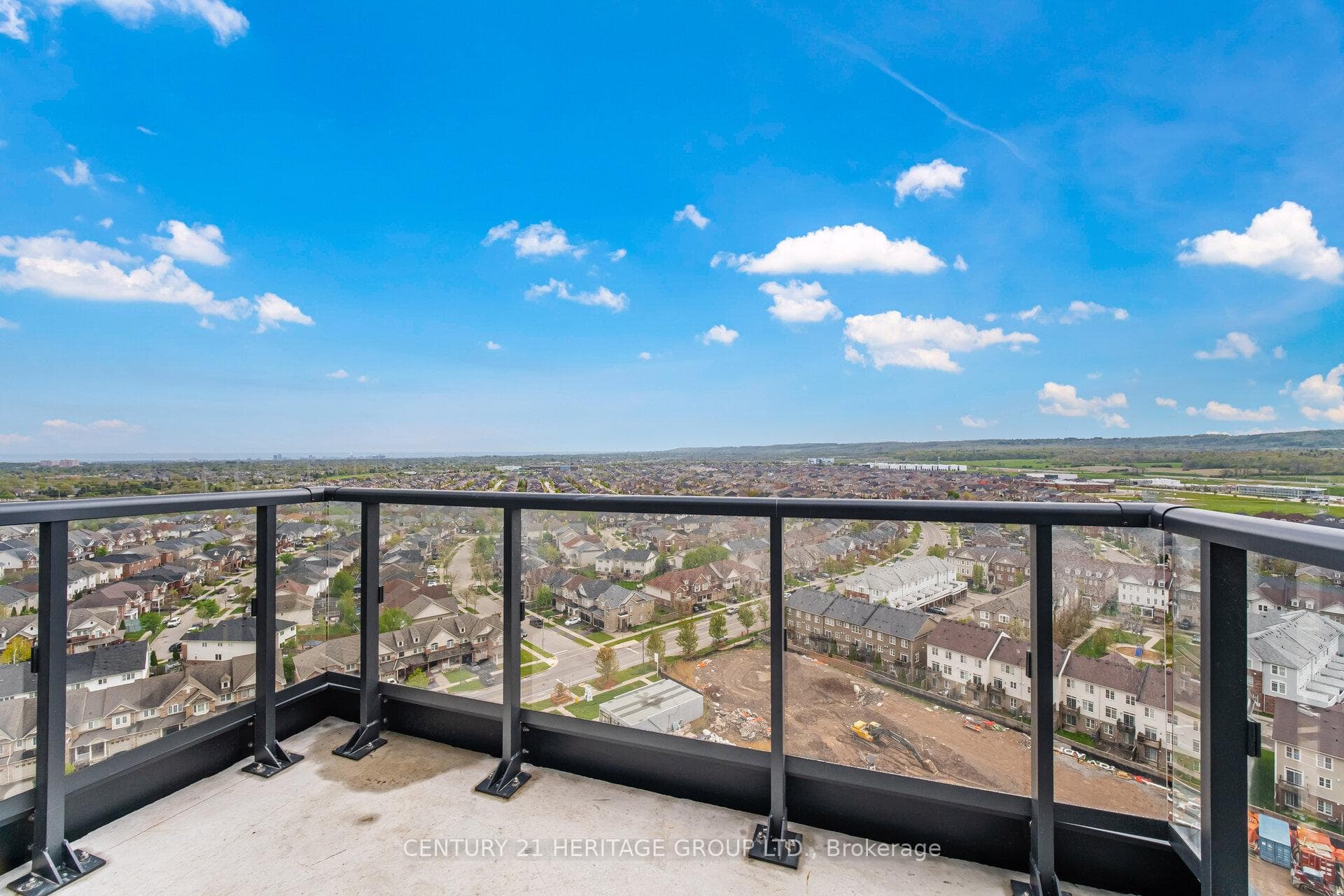 4878 POWERS COMMON Boulevard Unit C1601 - Condo photo 9 of 14 in Burlington, Ontario