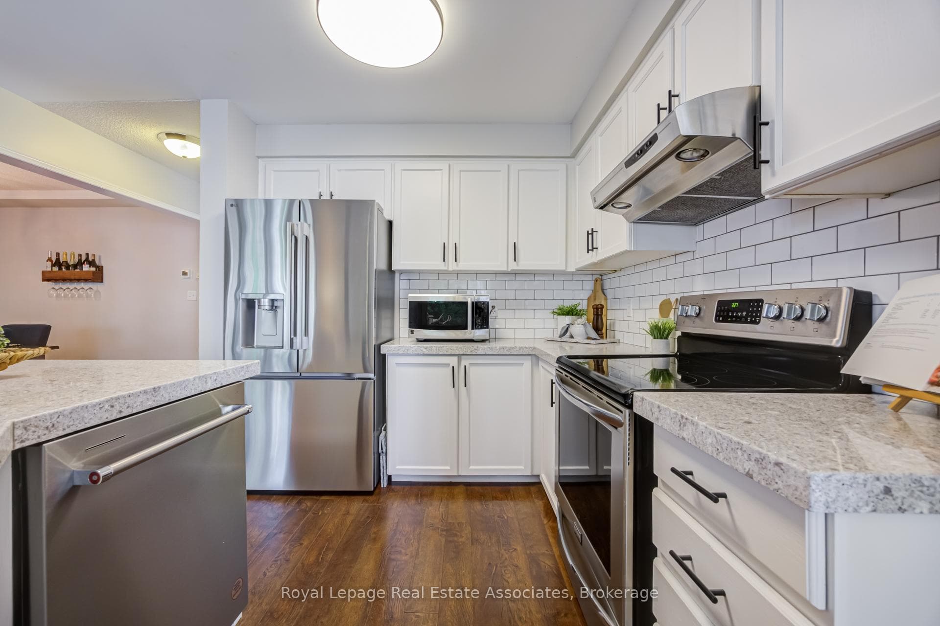 6665 Meteor Court - Detached photo 6 of 39 in Mississauga, Ontario
