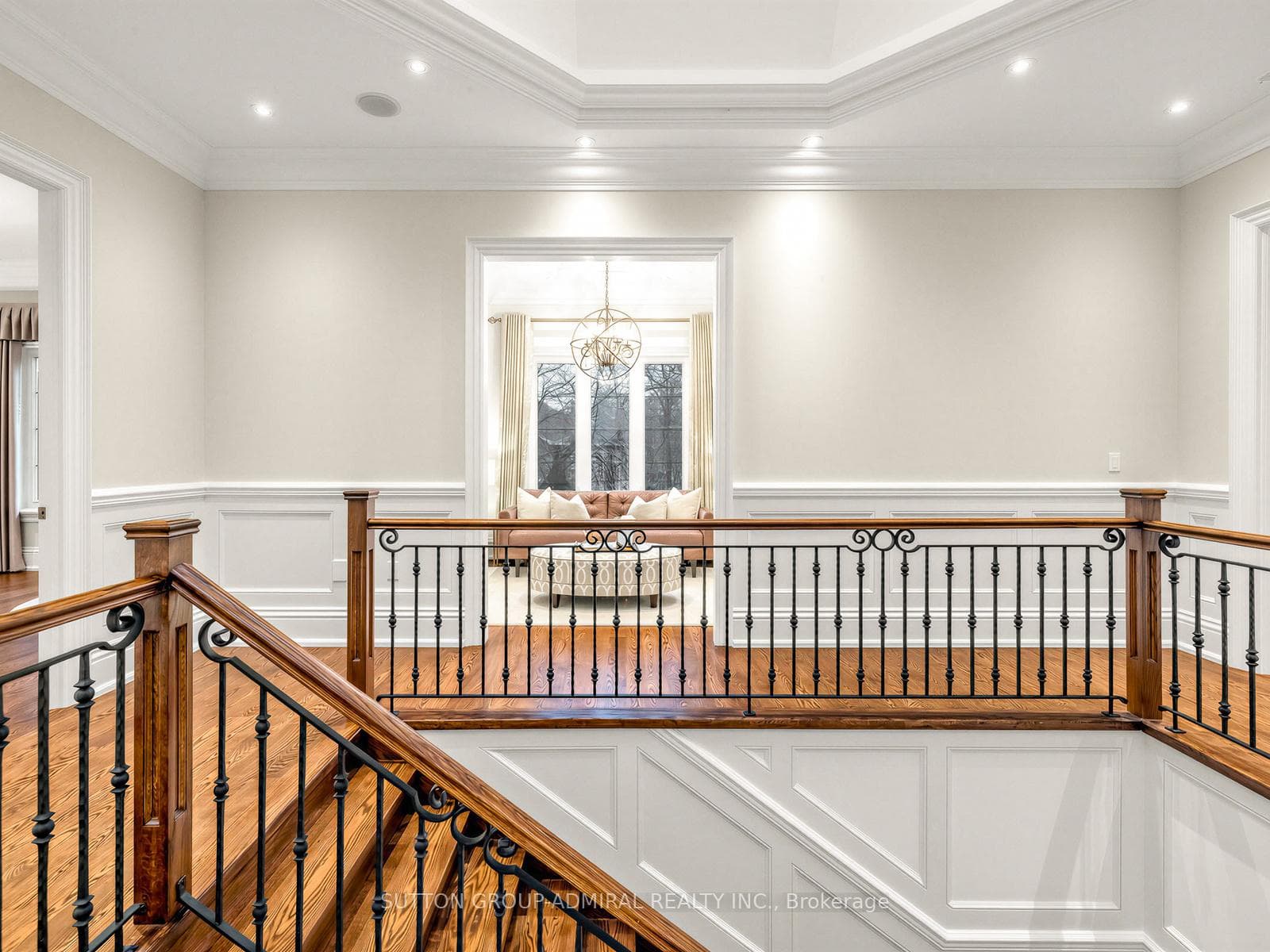 5 Lloydminster Crescent - Detached photo 27 of 50 in Willowdale / Newtonbrook, Ontario