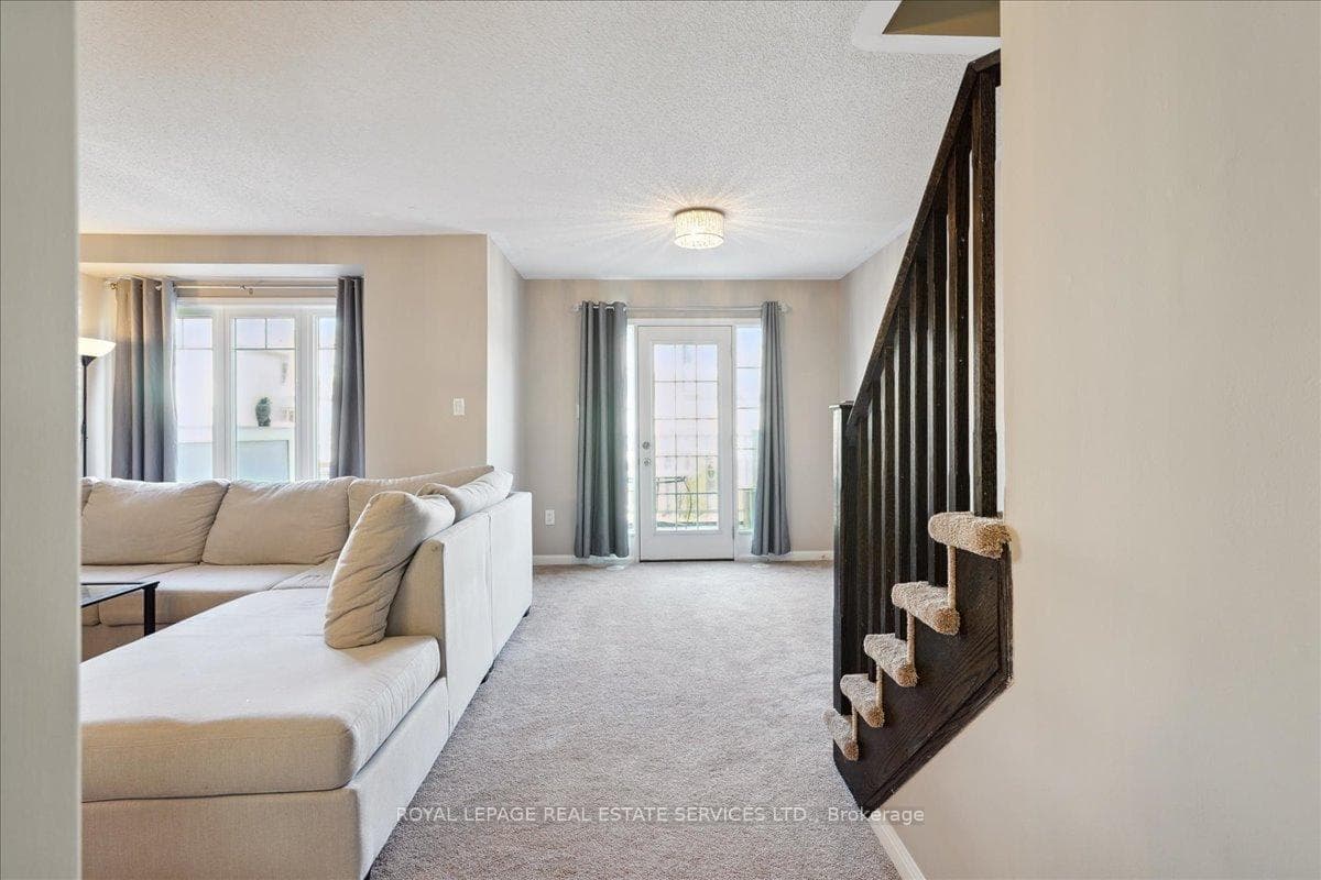 222 Septimus Heights - Townhouse photo 14 of 30 in Milton, Ontario