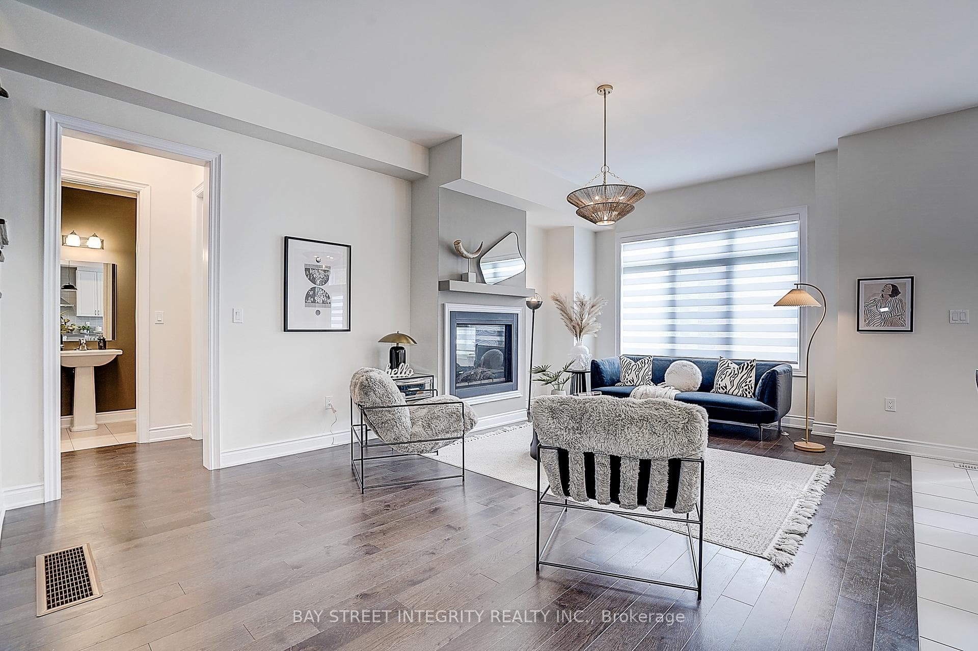 38 Settlers Road - Detached photo 20 of 50 in Oakville, Ontario
