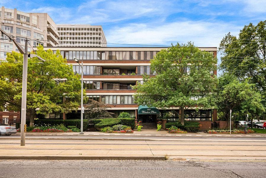 349 St Clair Avenue Unit 402 - Condo photo 30 of 30 in Annex / Yorkville / Summerhill, Ontario