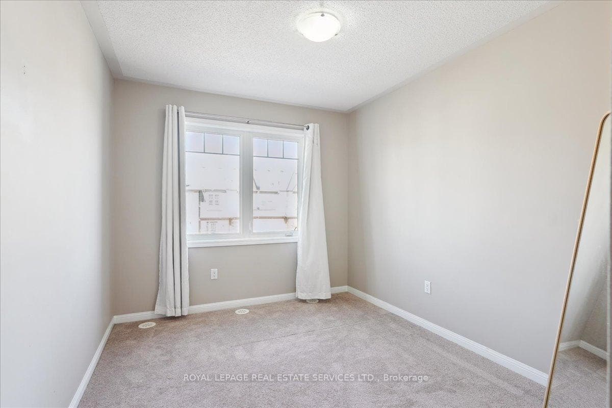222 Septimus Heights - Townhouse photo 27 of 30 in Milton, Ontario