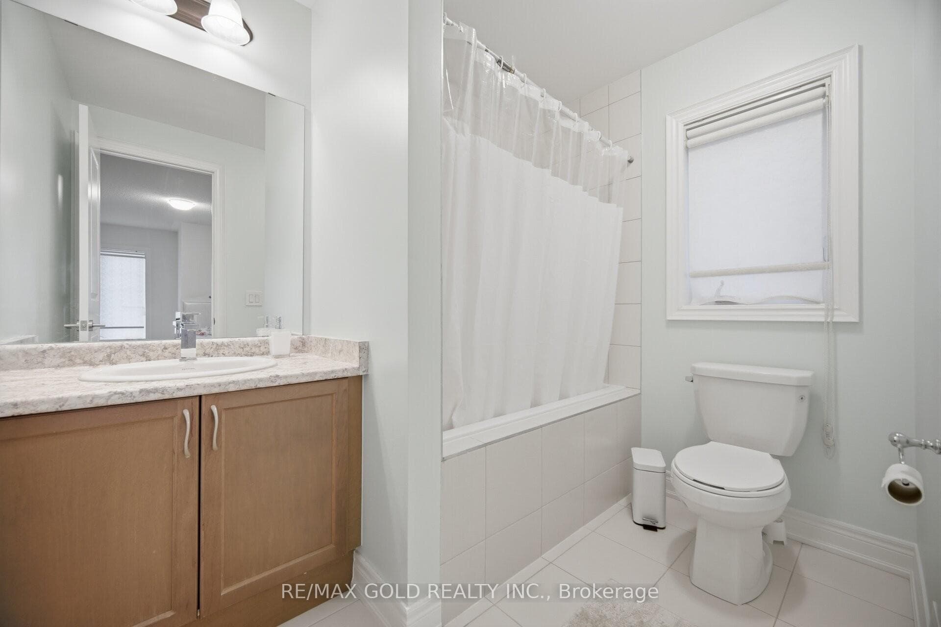 11 Sinatra Street - Detached photo 17 of 30 in Brampton, Ontario