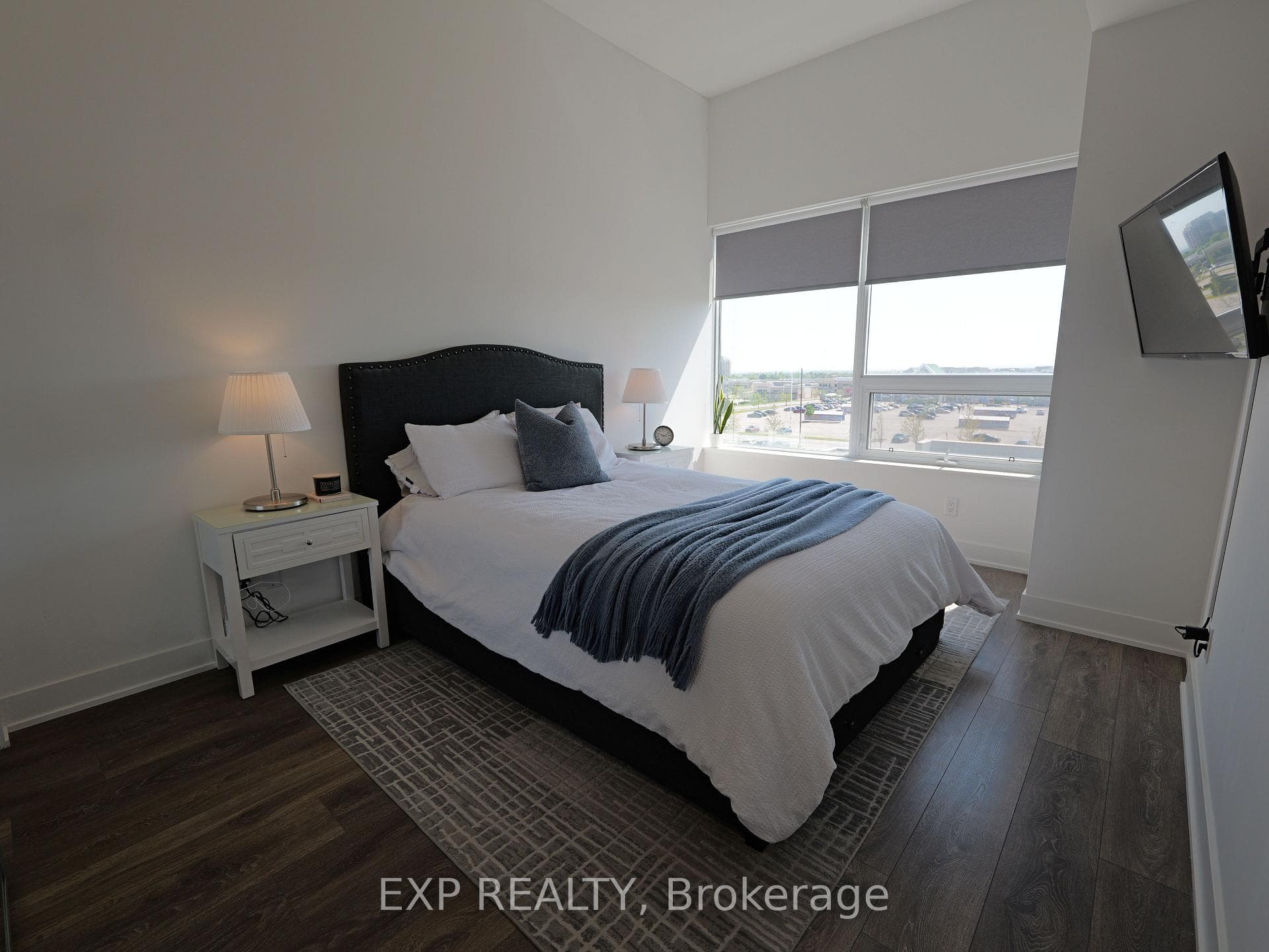 2481 Taunton Road Unit 401 - Condo photo 11 of 23 in Oakville, Ontario