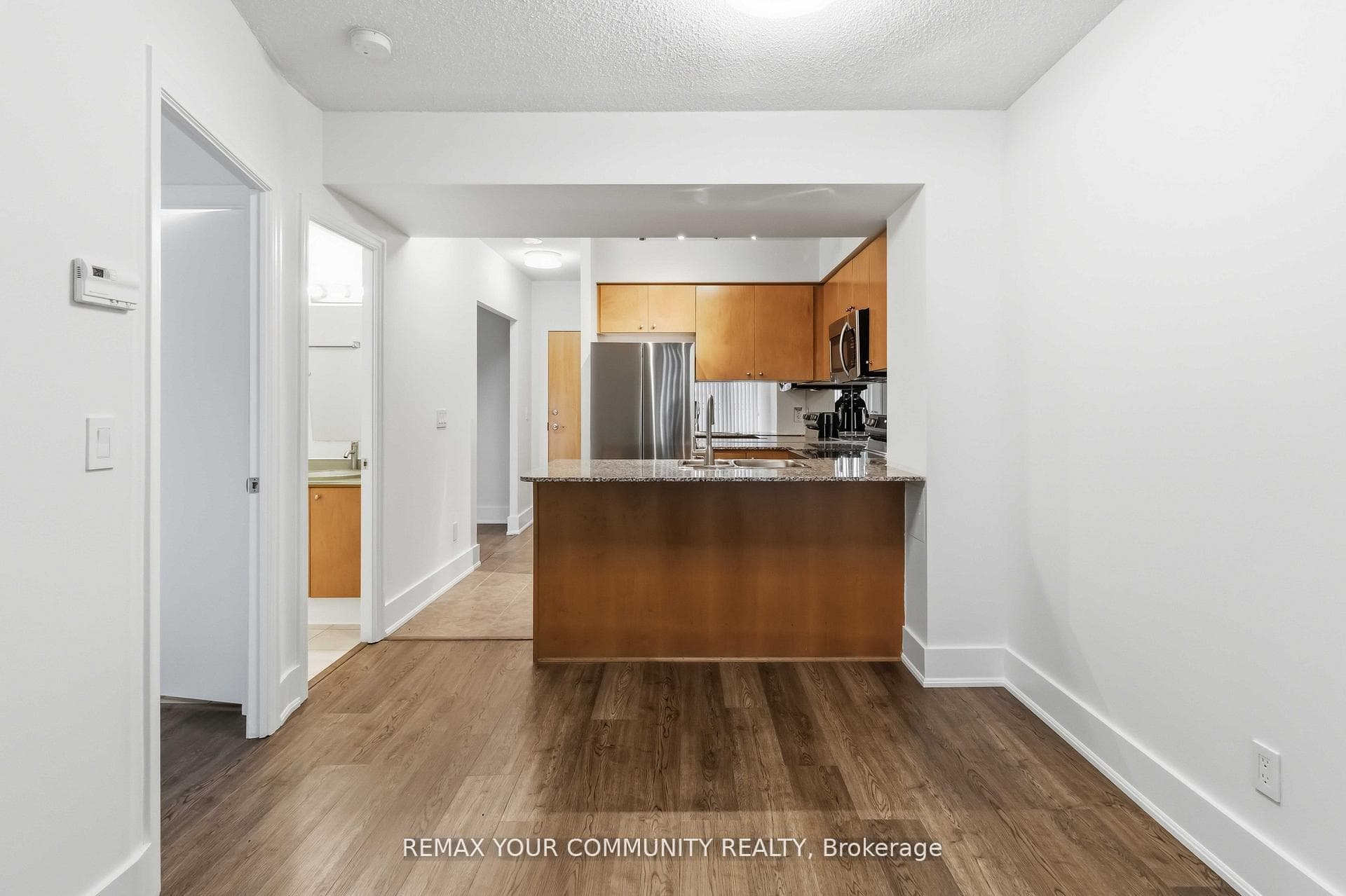 8 Scollard Street Unit 606 - Condo photo 14 of 37 in Annex / Yorkville / Summerhill, Ontario