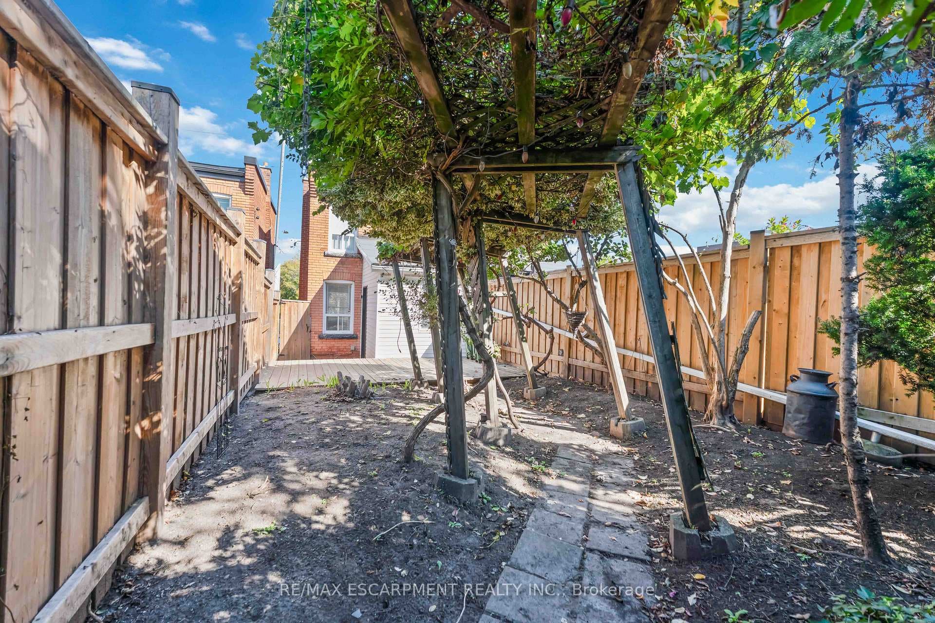 187 Barton Street - Semi-Detached photo 18 of 21 in Hamilton, Ontario