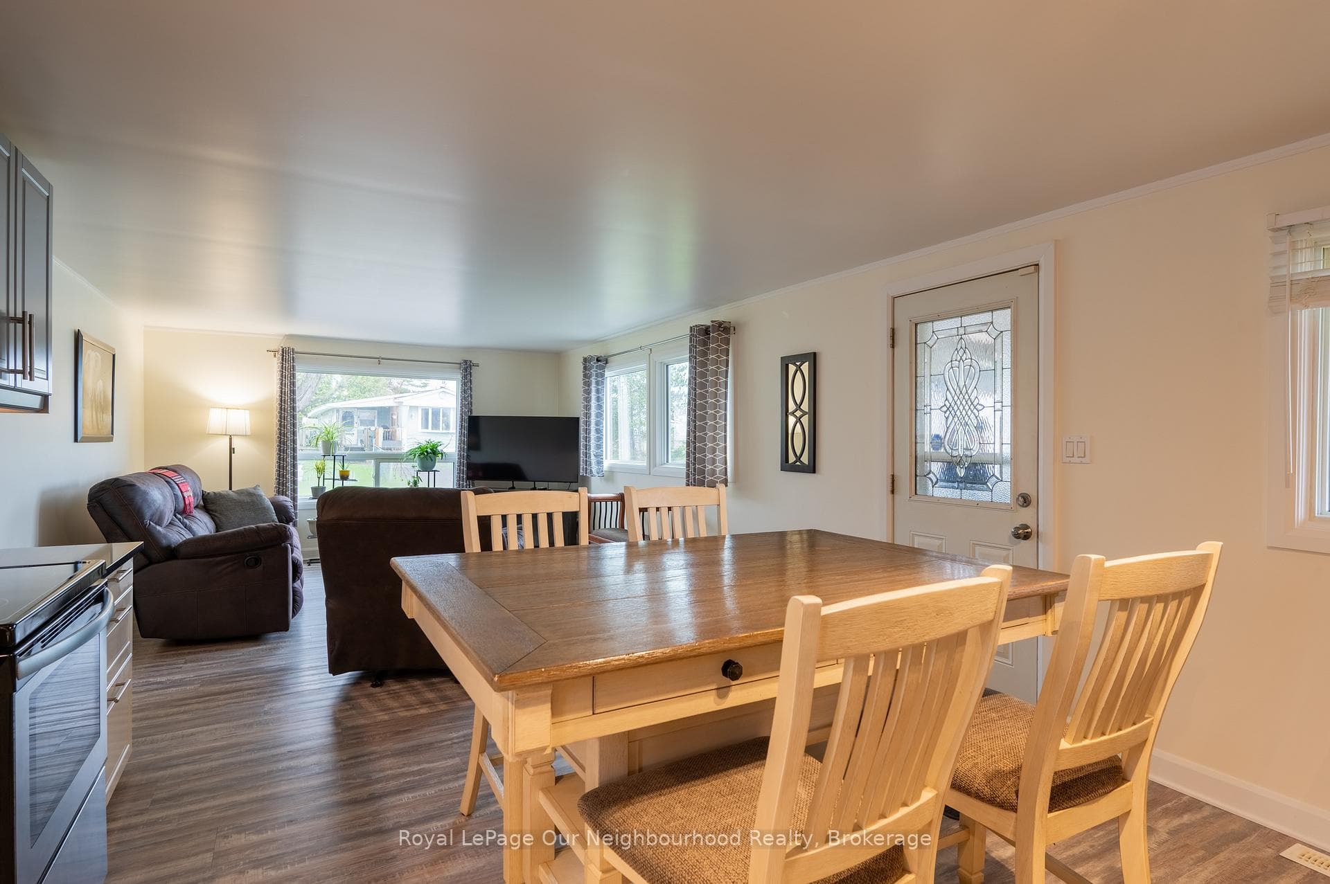 302 Lynn Crescent - Detached photo 9 of 23 in Hamilton Township, Ontario