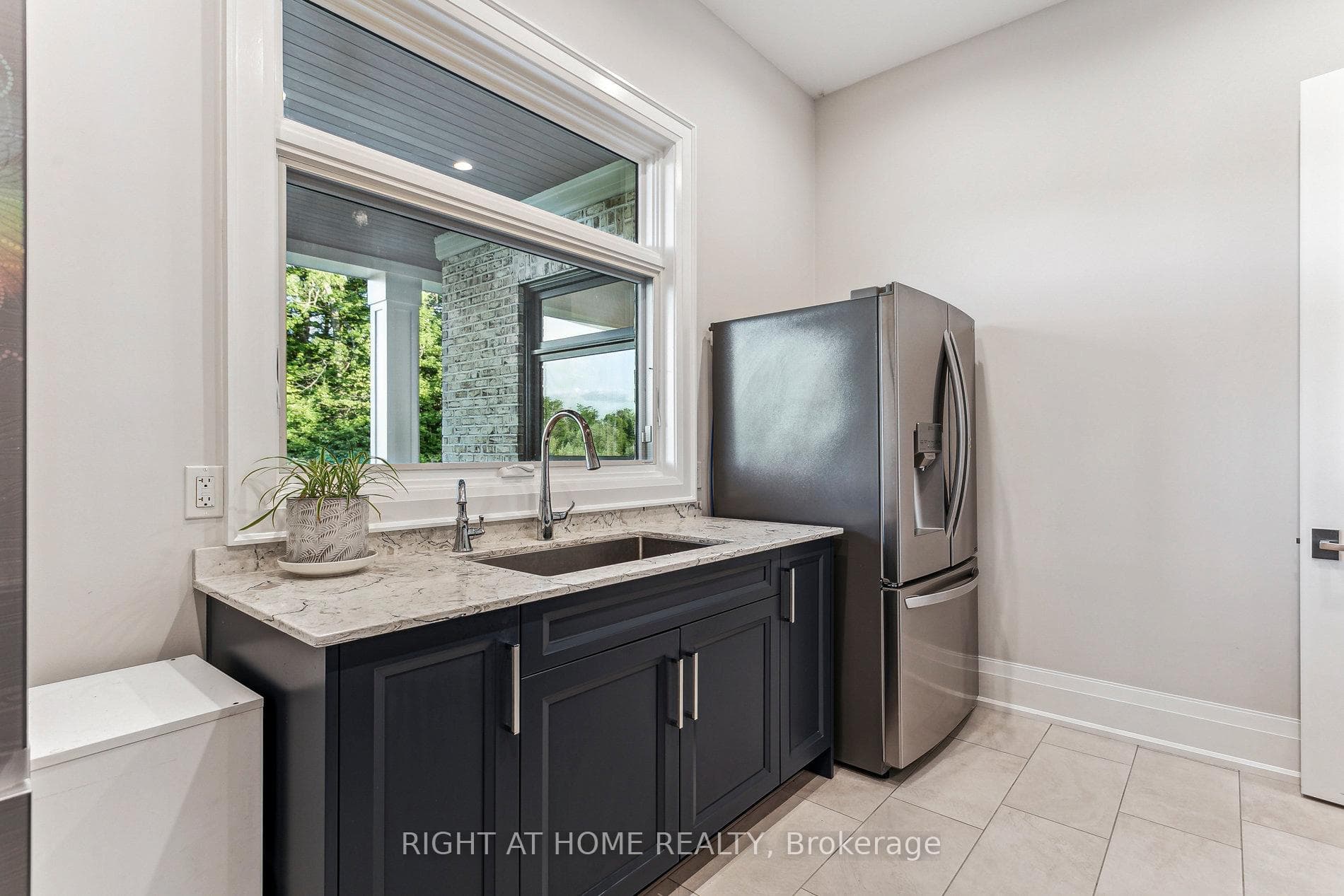 2606 Harvestmoon Lane - Detached photo 20 of 50 in Burlington, Ontario
