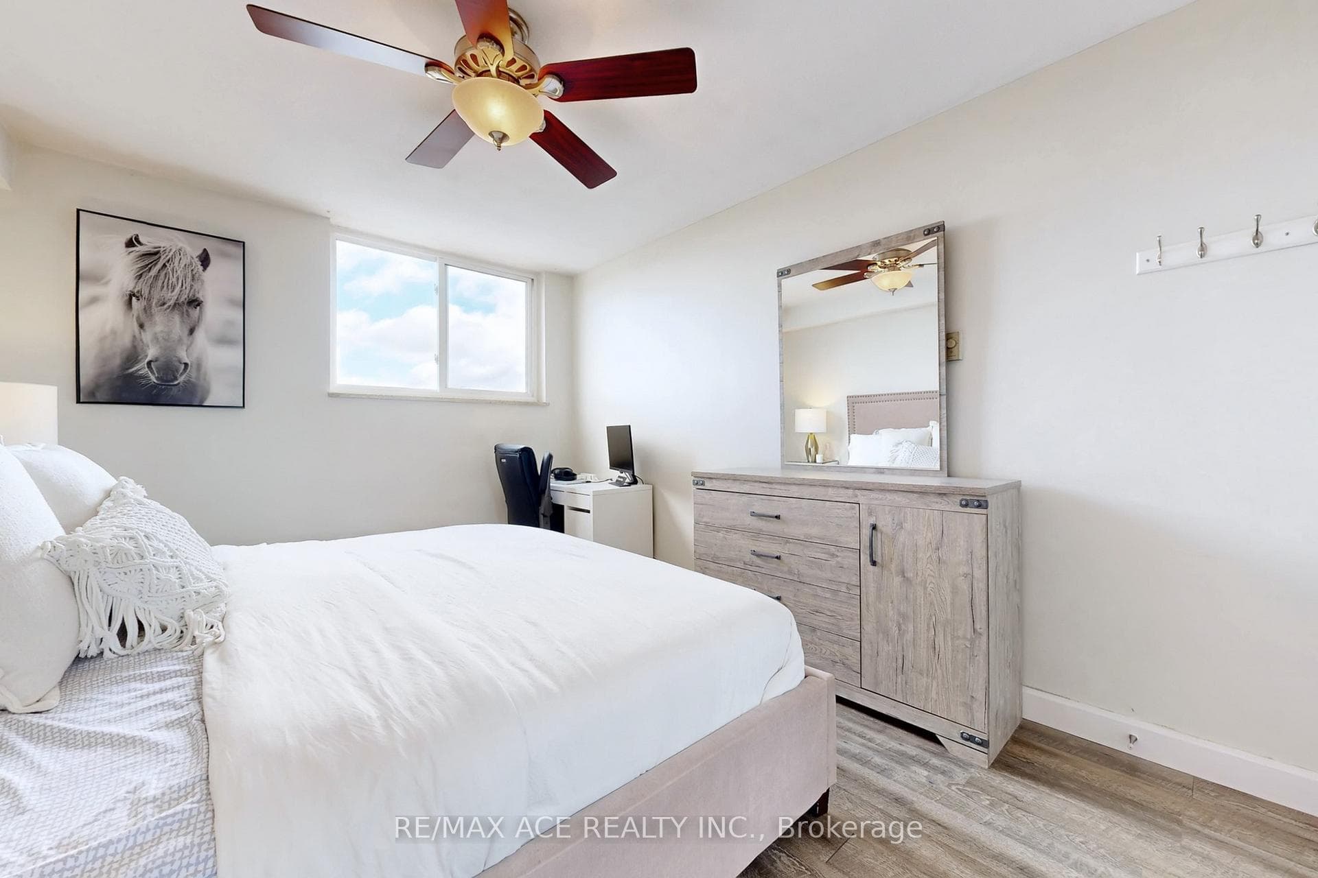 1350 York Mills Road Unit 1906 - Condo photo 31 of 48 in Don Mills / Parkwoods / Victoria Village, Ontario