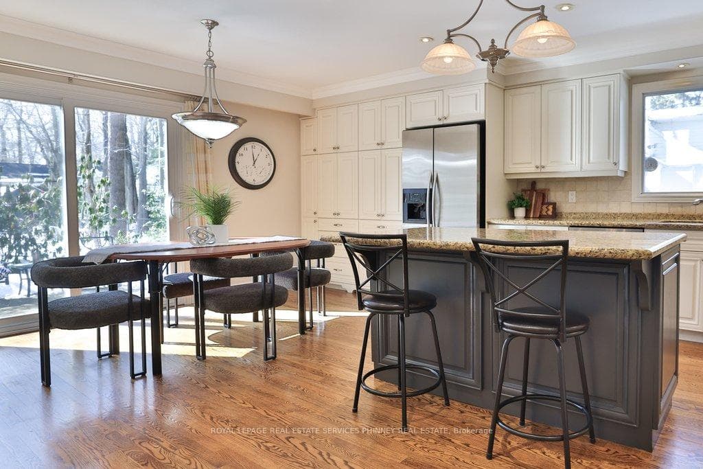 1244 Woodland Avenue - Detached photo 11 of 46 in Mississauga, Ontario