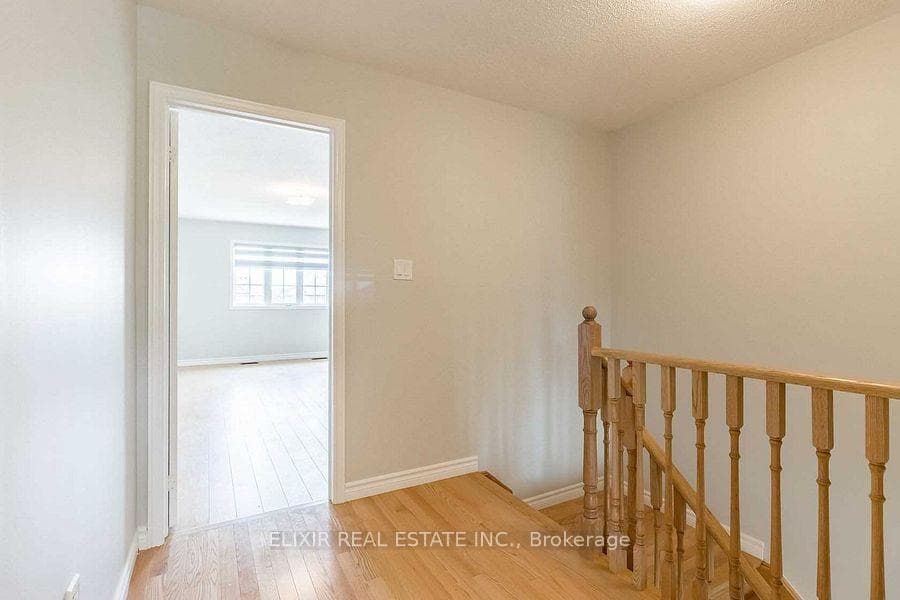 90 Delport Close - Townhouse photo 18 of 36 in Brampton, Ontario
