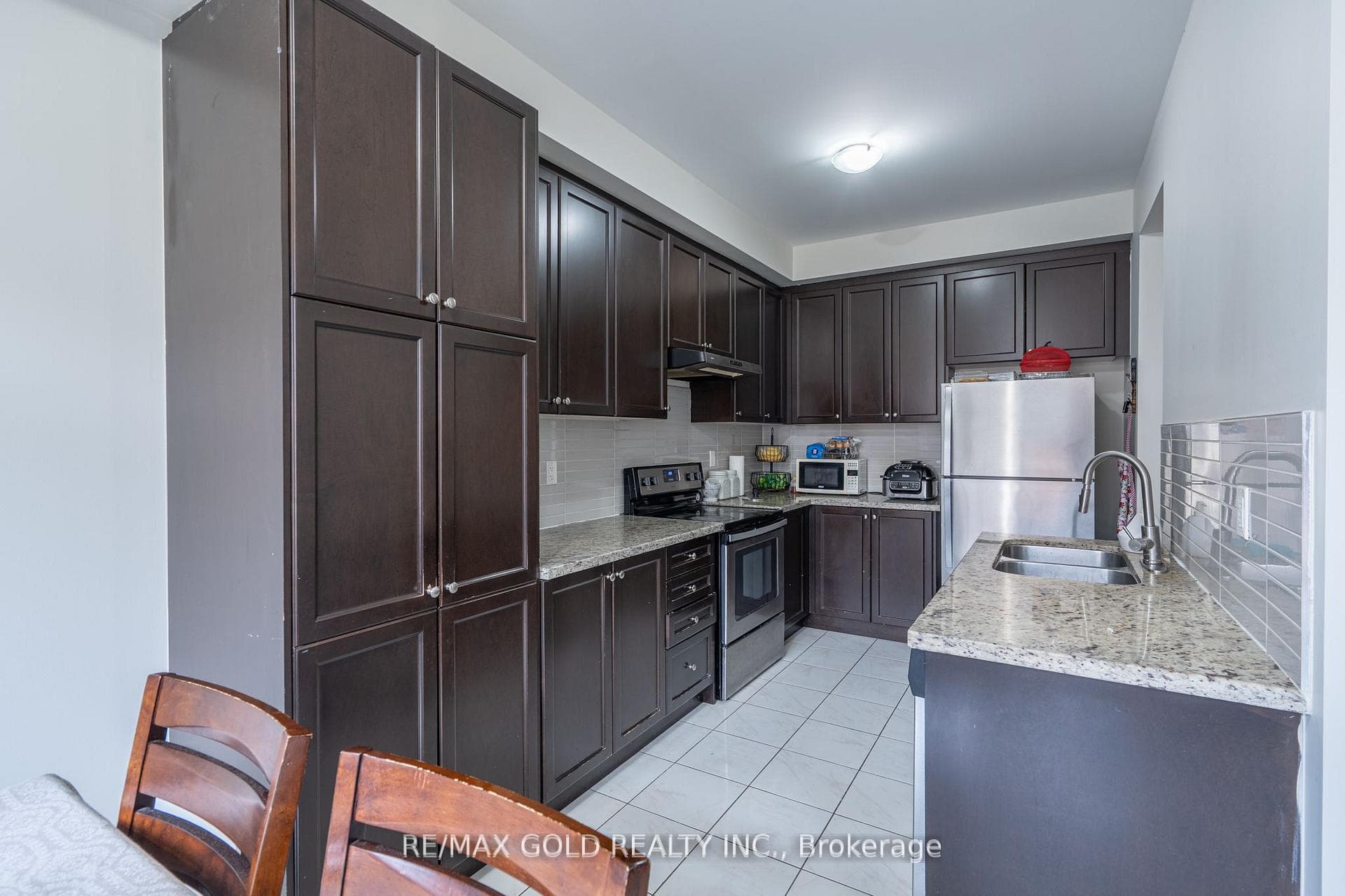 65 Villadowns Trail - Townhouse photo 11 of 30 in Brampton, Ontario