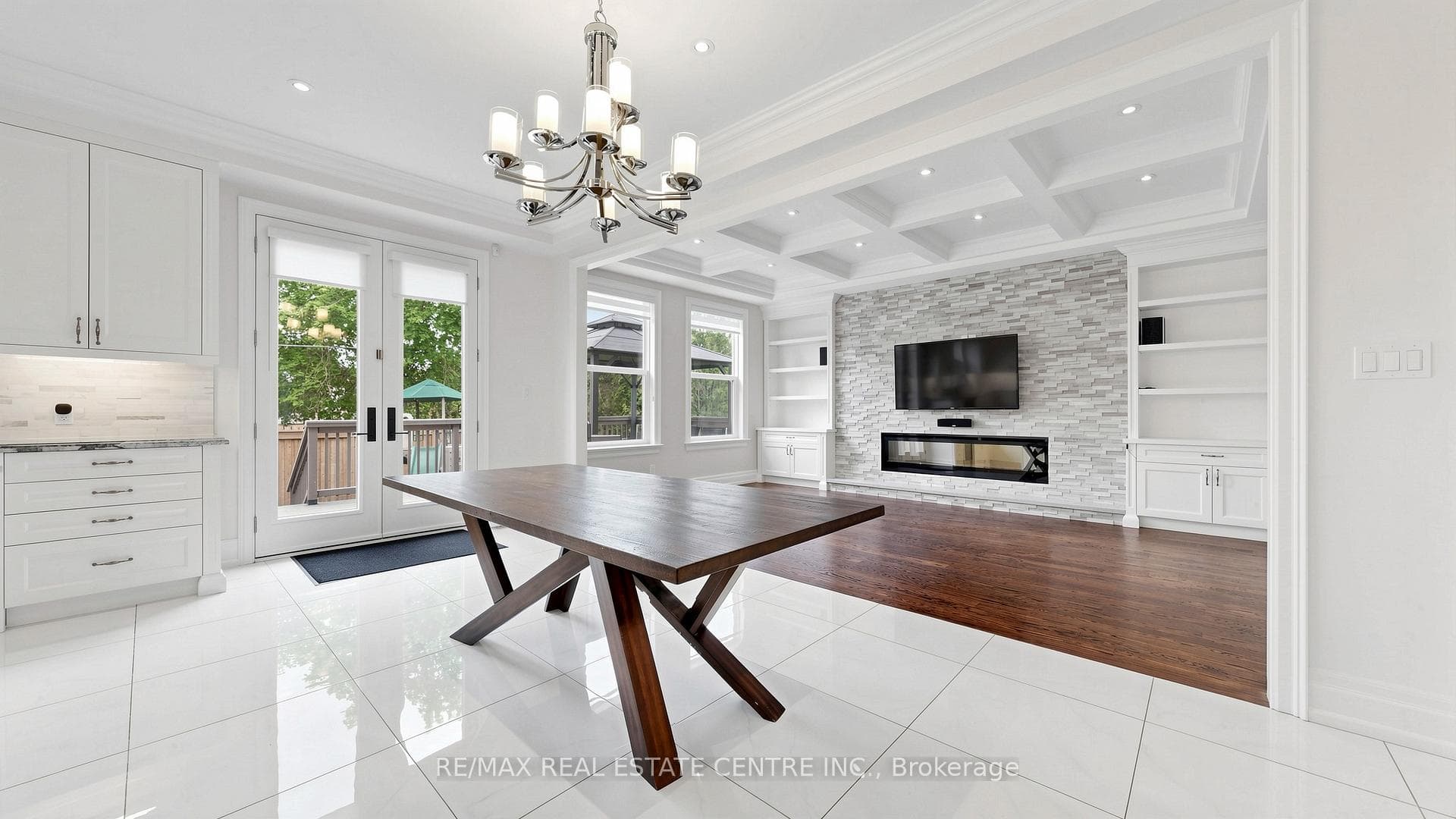 1496 Mansfield Drive - Detached photo 10 of 50 in Oakville, Ontario