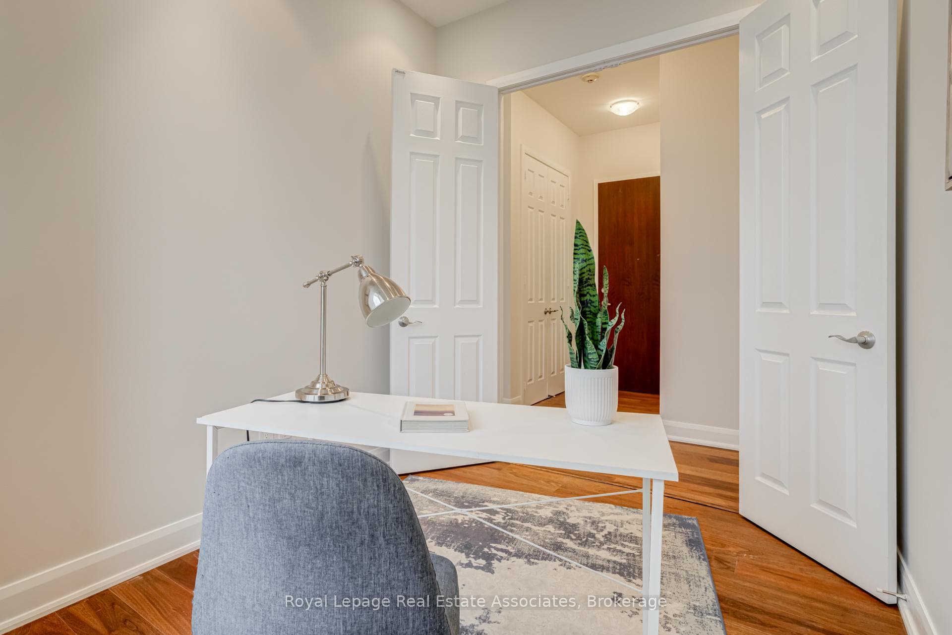 2470 Prince Michael Drive Unit 712 - Condo photo 23 of 49 in Oakville, Ontario
