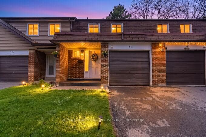 3025 Cedarglen Gate Unit 27 - Condo for sale in Rathwood, Ontario