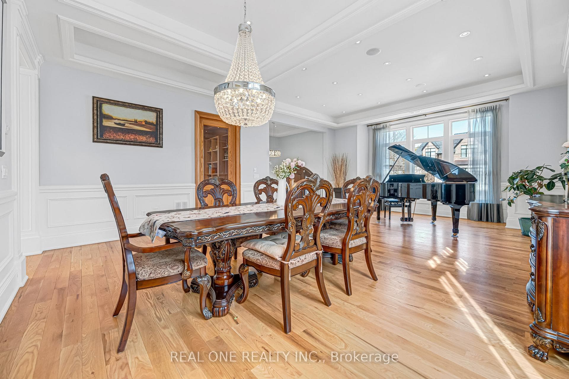 241 Florence Avenue - Detached photo 11 of 50 in Thornhill / Willowdale, Ontario