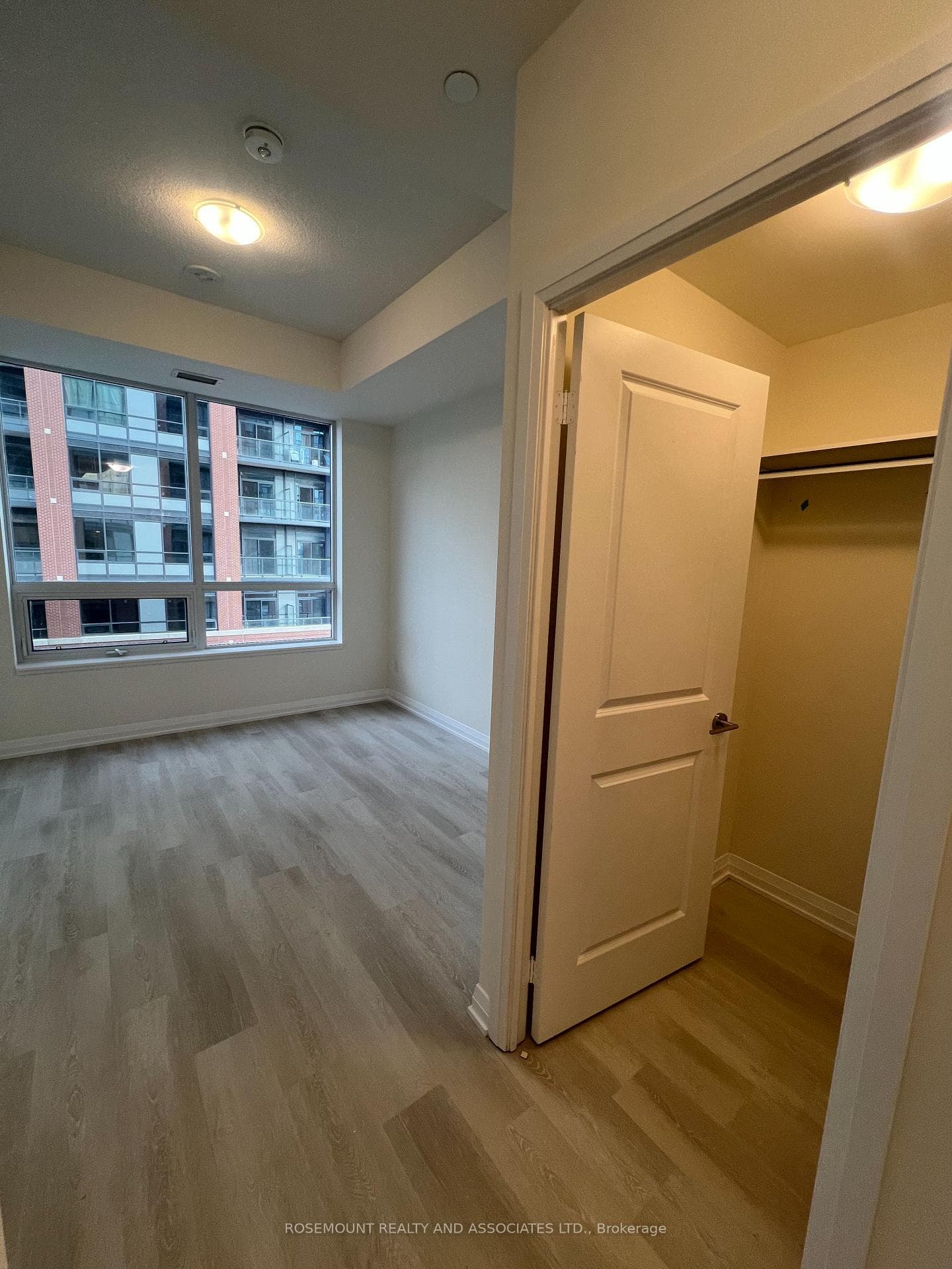 3260 Sheppard Avenue Unit 1004 - Condo photo 8 of 15 in Scarborough Village / Eglinton East, Ontario