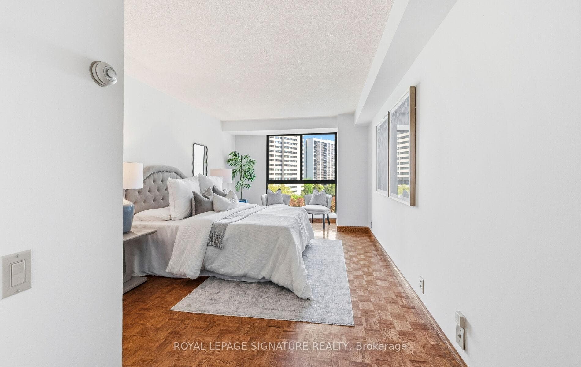 3 Concorde Place Unit 805 - Condo photo 22 of 36 in Don Mills / Parkwoods / Victoria Village, Ontario