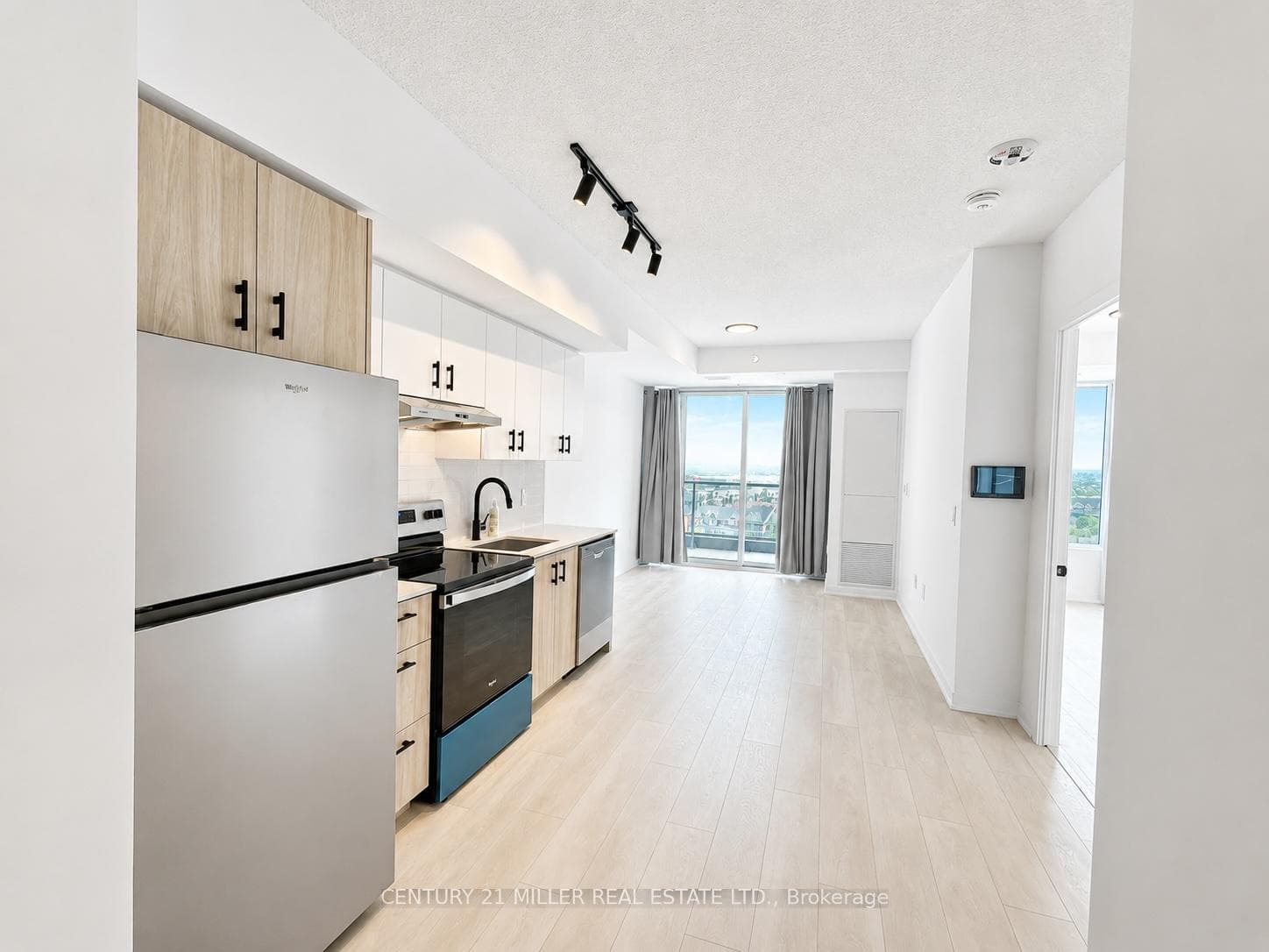 4878 Power Common Unit D811 - Condo photo 7 of 24 in Burlington, Ontario