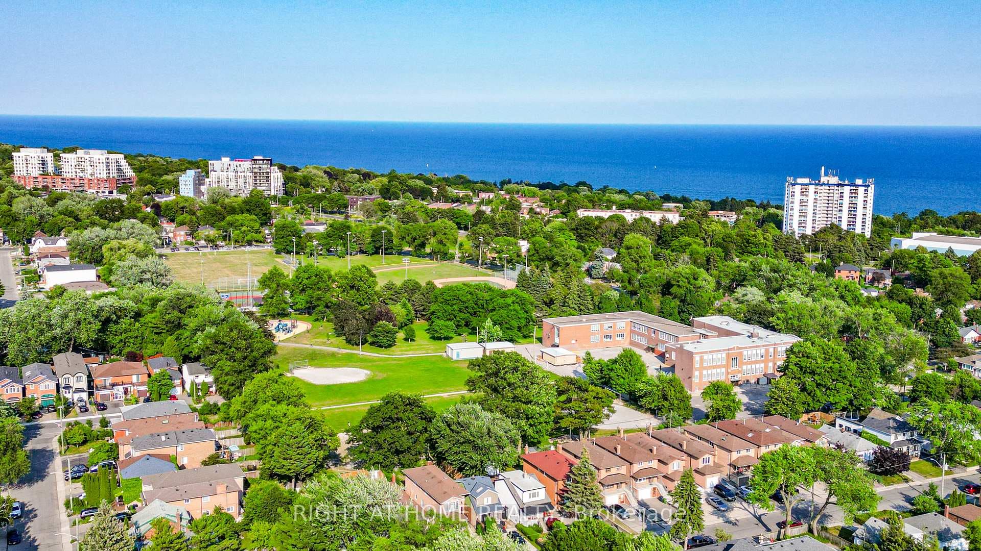 174 Aylesworth Avenue - Detached photo 50 of 50 in Birch Cliff / Cliffside, Ontario