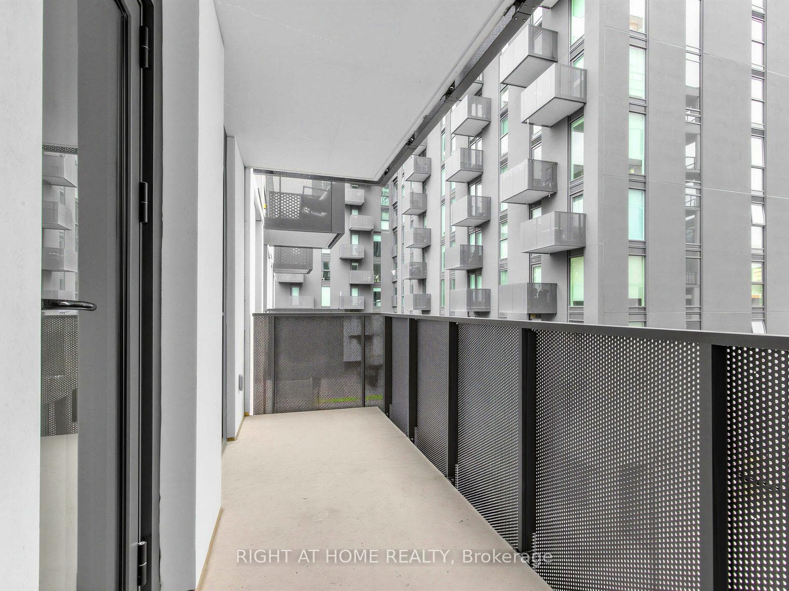 500 Wilson Avenue Unit 423 - Condo photo 16 of 23 in North York (Bathurst Manor / Clanton Park), Ontario