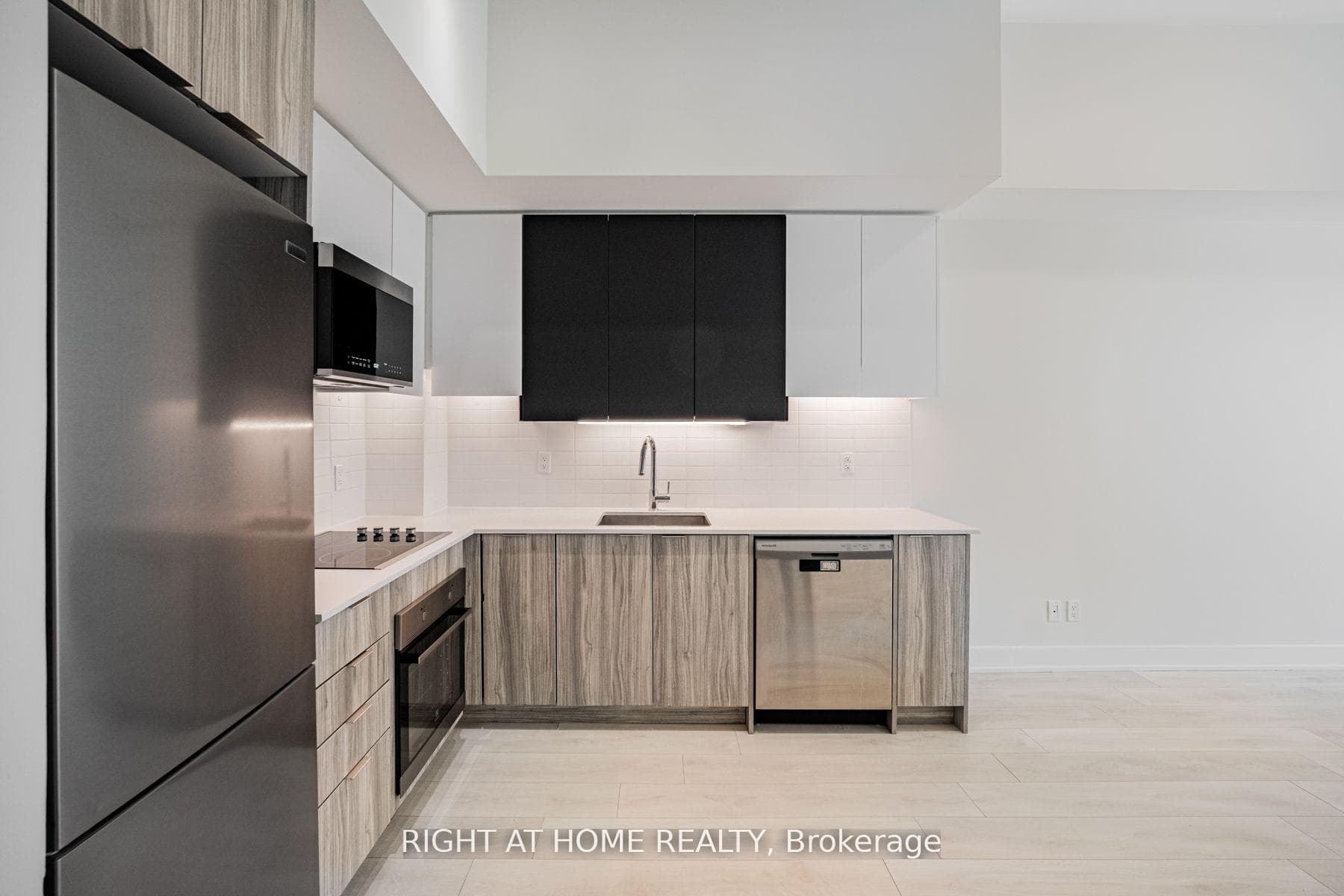 2485 Taunton Road Unit 451 - Condo photo 16 of 27 in Oakville, Ontario