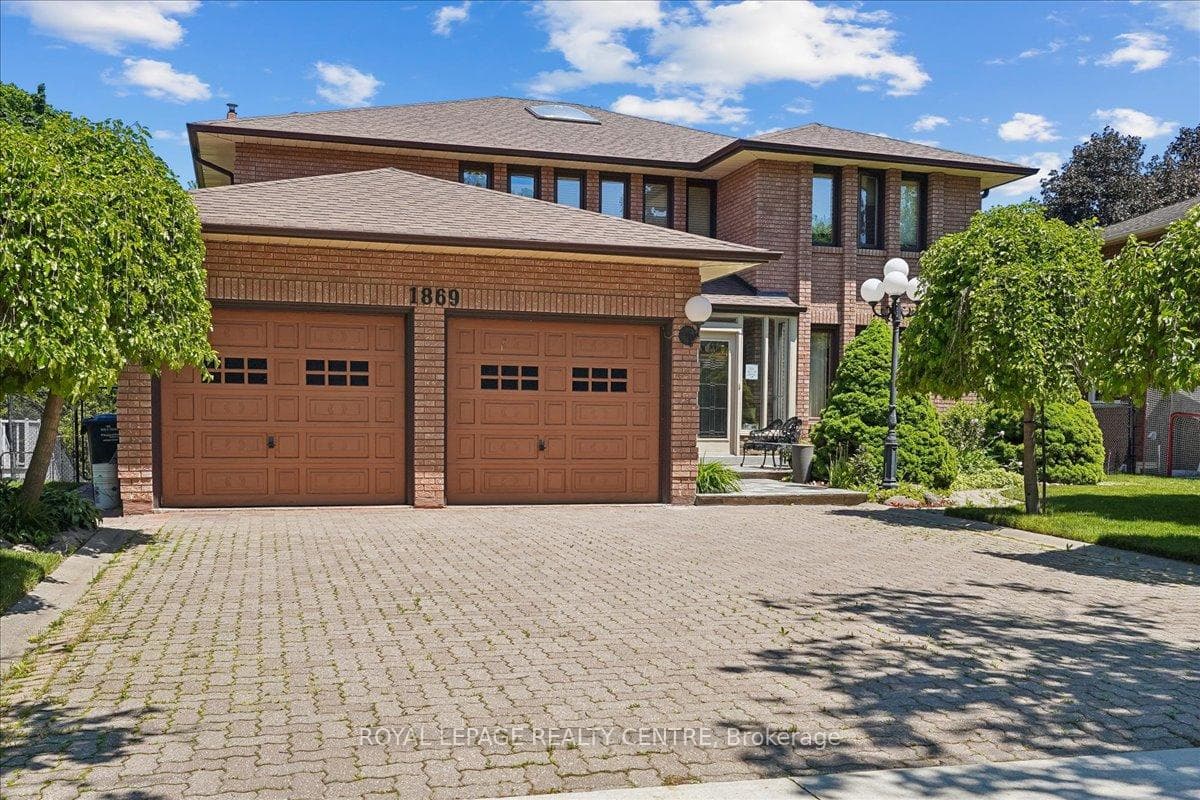 1869 Folkway Drive - Detached photo 2 of 49 in Mississauga, Ontario